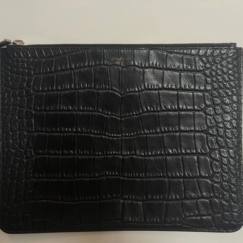 Givenchy Givenchy Crocodile Leather Clutch Size ONE SIZE - 1 Thumbnail
