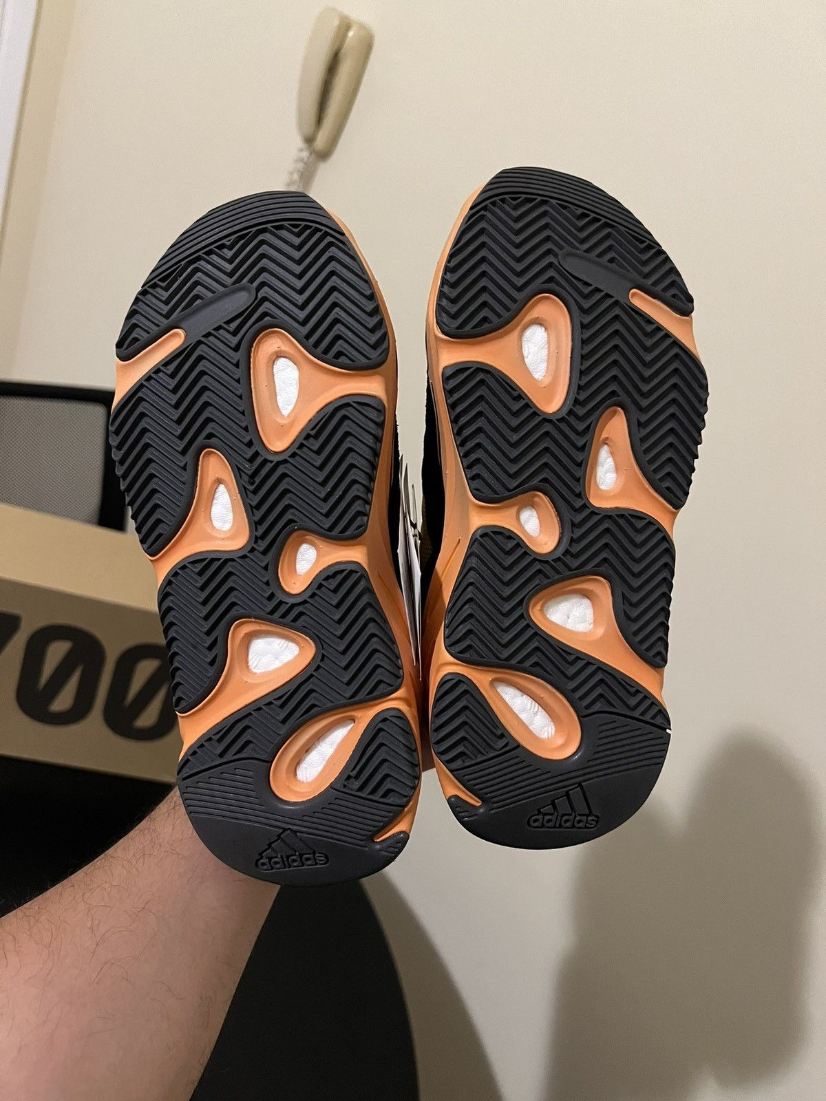 Adidas × Kanye West Adidas Yeezy Boost 700 V1 Sun Size US 5 / IT 35 - 7 Thumbnail