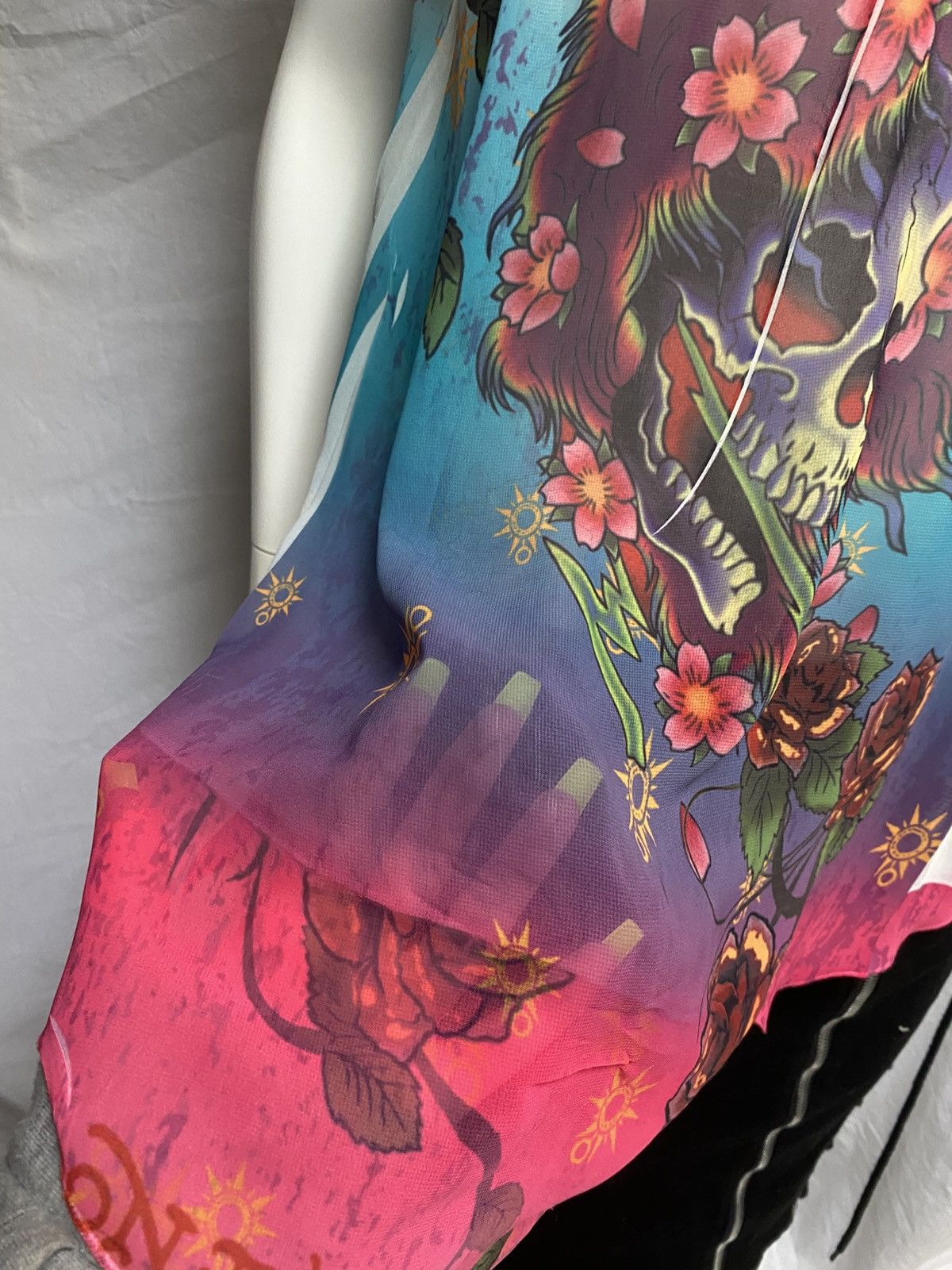 Ed Hardy 2010s sleeveless structured Ed Hardy mesh blouse Size S / US 4 / IT 40 - 6 Thumbnail