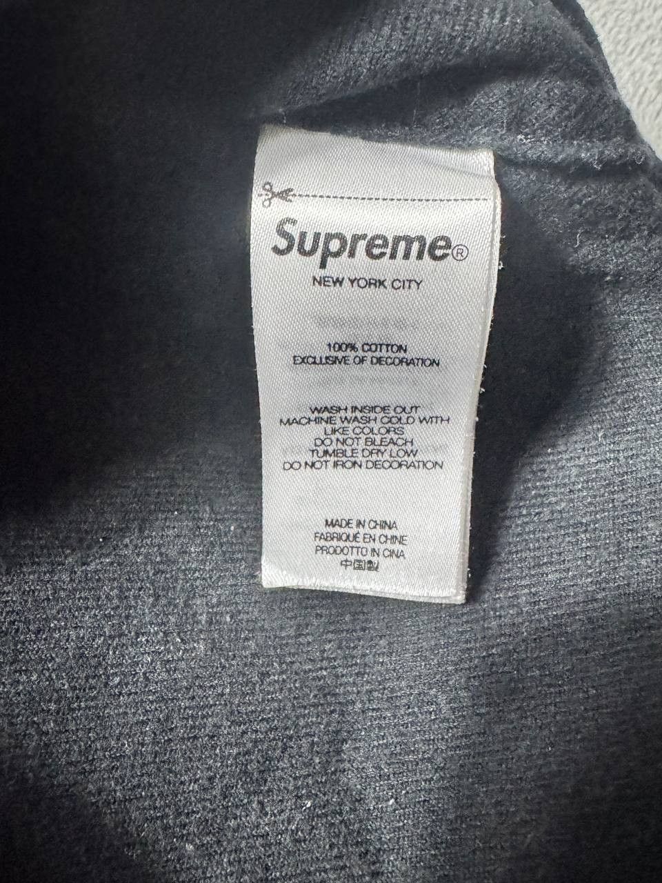 Supreme × Undercover Supreme x Undercover Arabic Script Size US L / EU 52-54 / 3 - 3 Thumbnail