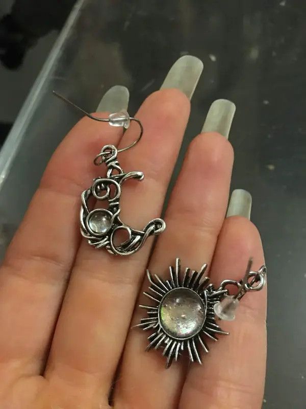 Japanese Brand Fashionable earrings “Sun and Moon” Size ONE SIZE - 2 Thumbnail