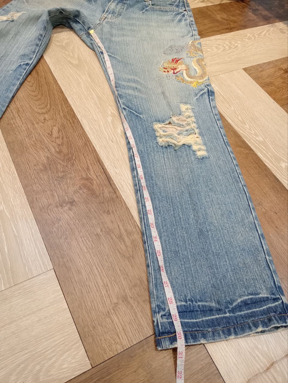 Japanese Brand JAPANESE BRAND EMBROIDERY DRAGON SUKAJAN BLUR JEANS Size US 34 / EU 50 - 12 Thumbnail