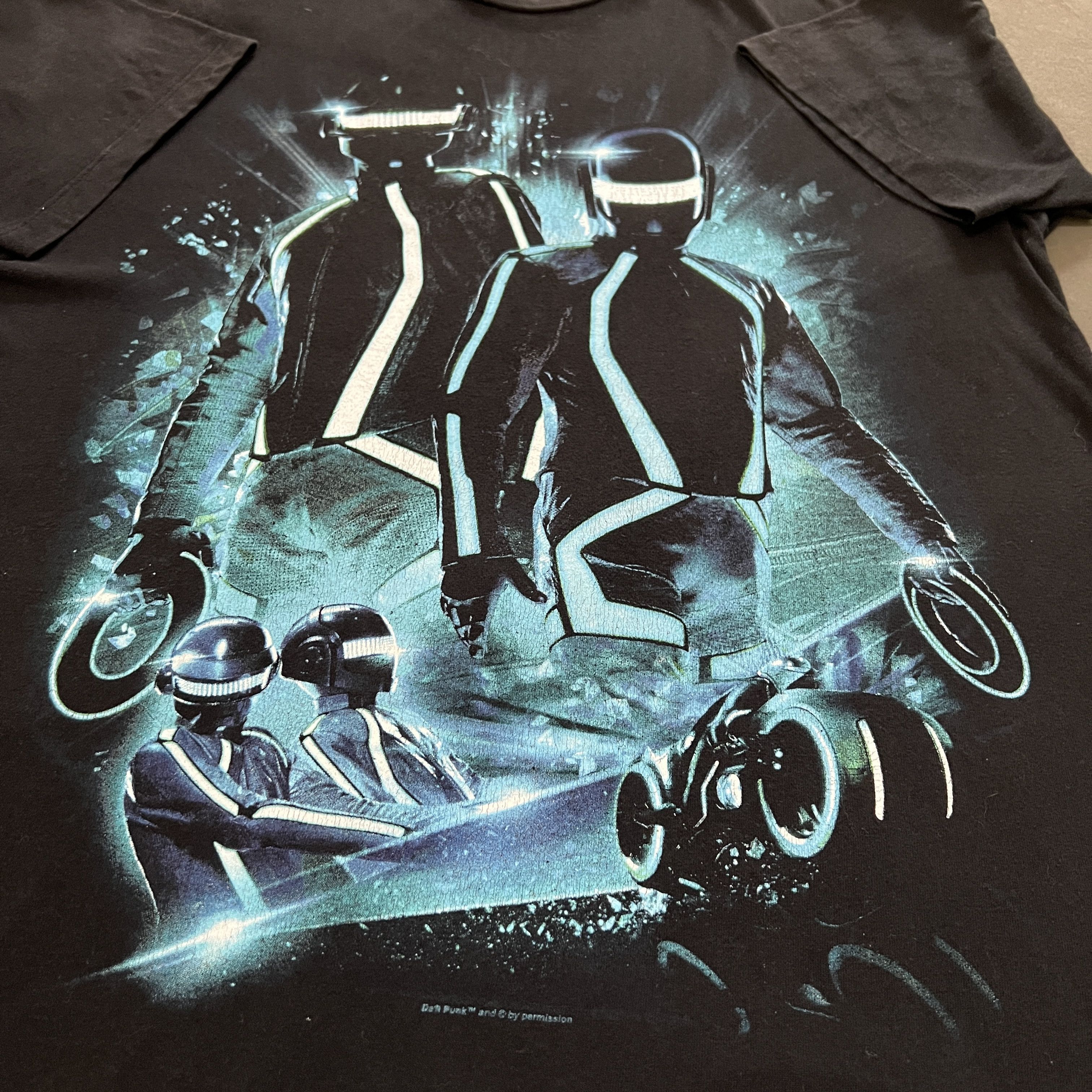 Band Tees × Disney Daft Punk Tron Legacy Promo Tee Size US M / EU 48-50 / 2 - 2 Thumbnail