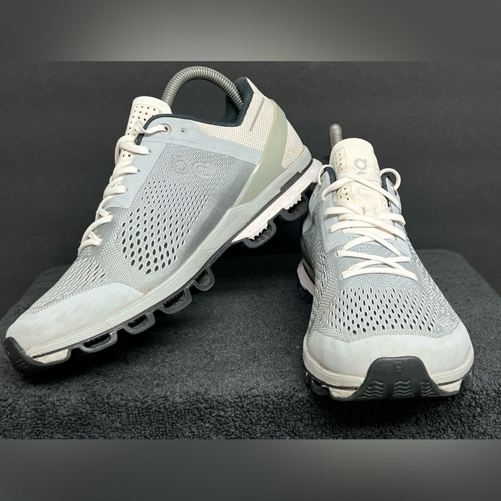 On On Coud Cloudsurfer Shoes Womens Size 8.5 Silver Sneakers Size US 8.5 / IT 38.5 - 6 Thumbnail