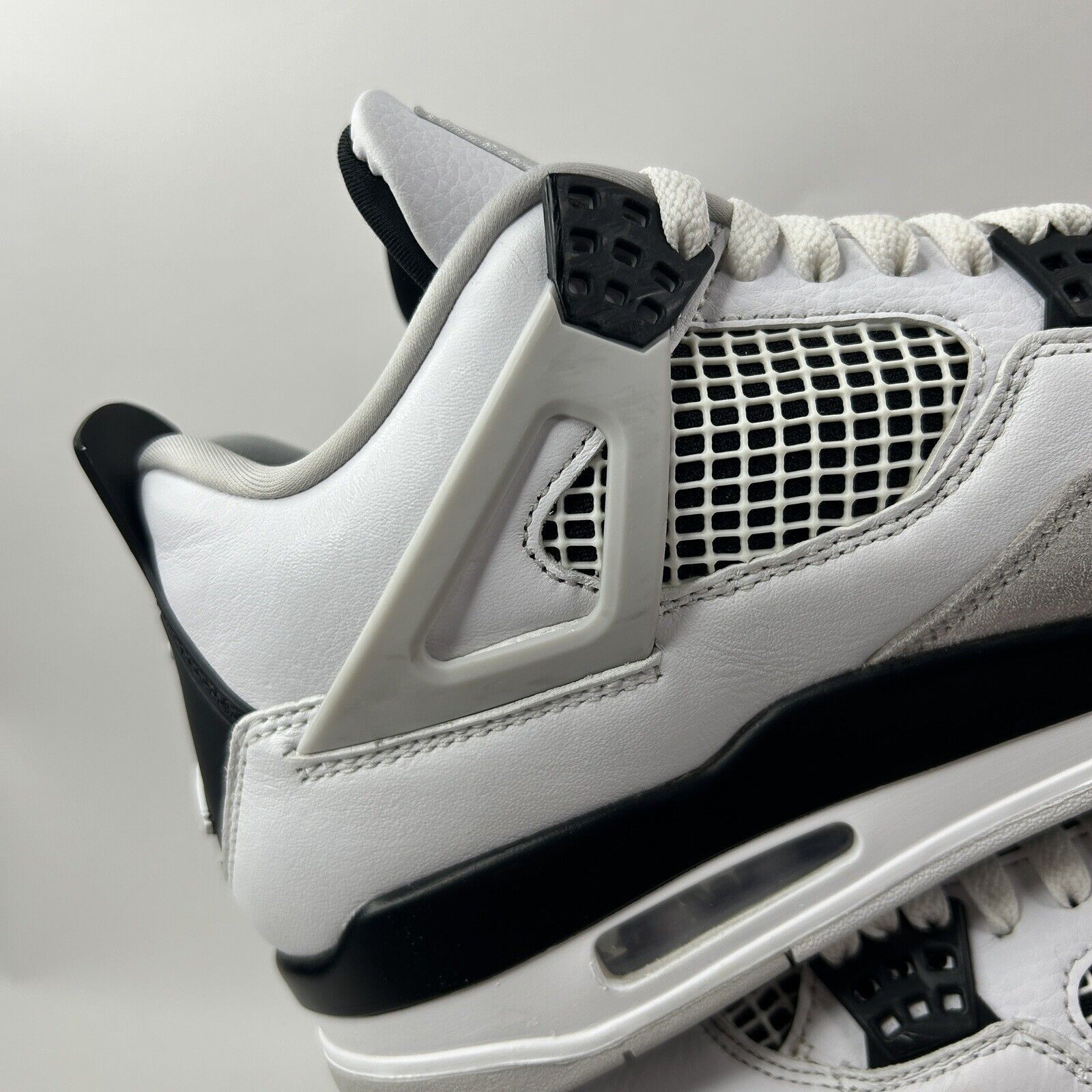 Nike Nike Air Jordan 4 Retro “Military Black White Grey” 2024 Size US 8 / EU 41 - 8 Thumbnail