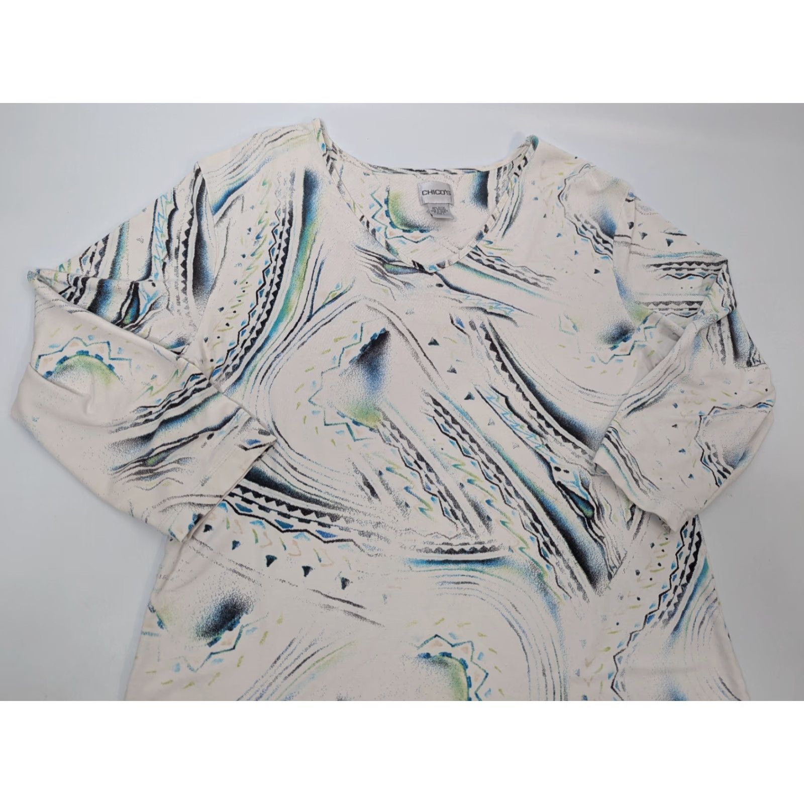 Vintage Chicos Womens Shirt White Abstract PRrnt 3/4 Sleeve Rayon Canada XL Geometric V-Neck Pullover Casual Wrinkle Resistant All Seasons Size XL / US 12-14 / IT 48-50 - 6 Thumbnail