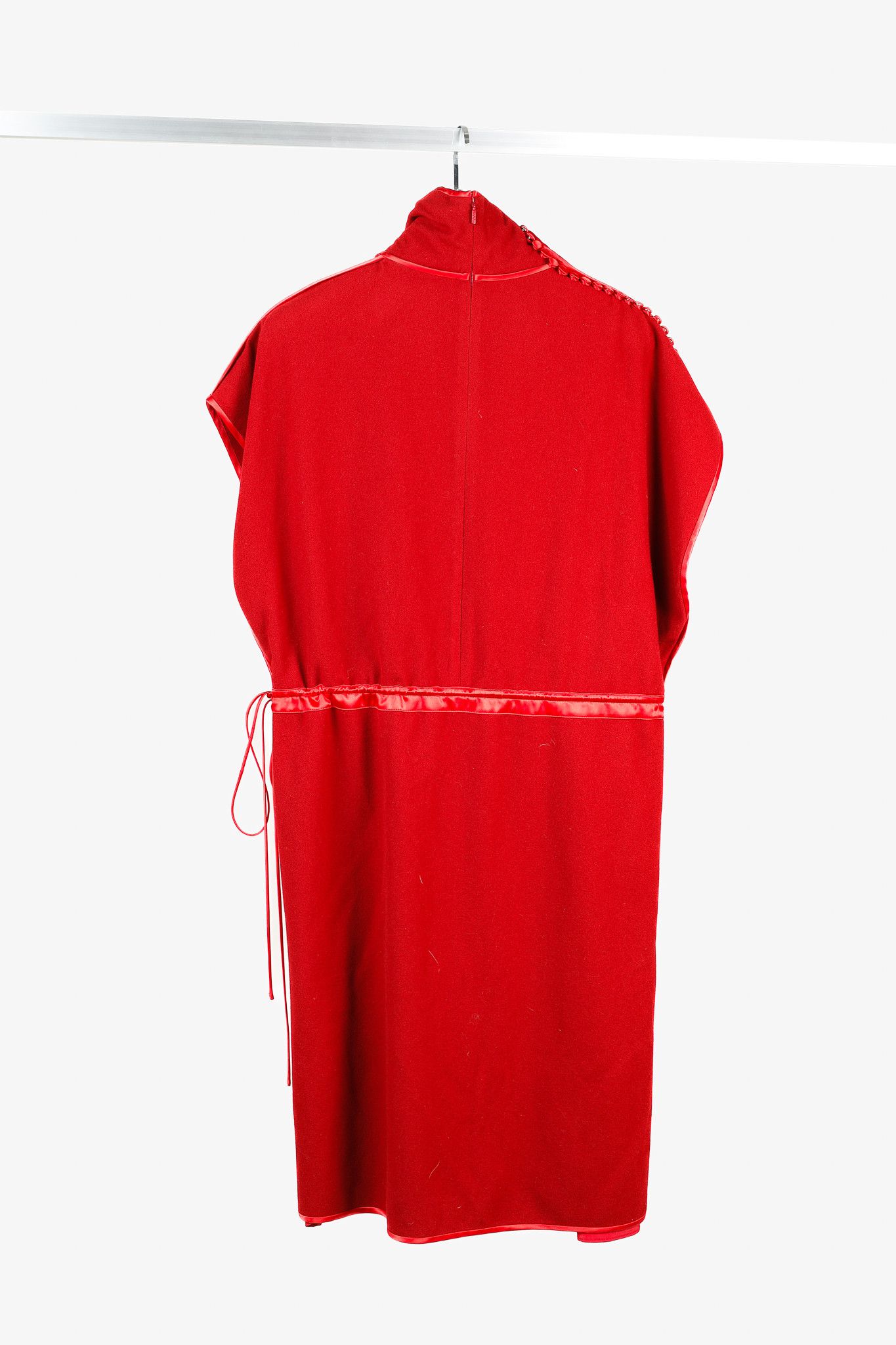 Gucci Gucci AW/19 Runway Red Wool Satin-Trim Cowl-Neck Dress Size M / US 6-8 / IT 42-44 - 2 Thumbnail