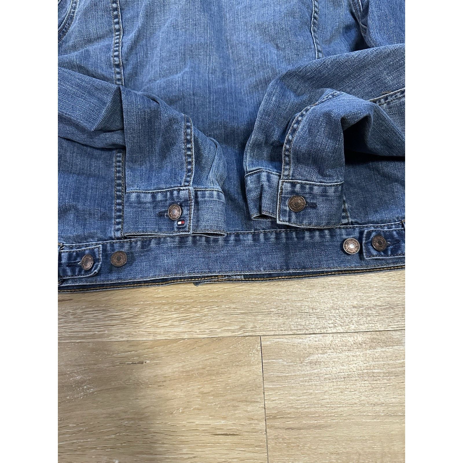 Tommy Hilfiger Vintage Tommy Hilfiger Denim Jean Jacket Coat Size XL Y2K Size XL / US 12-14 / IT 48-50 - 9 Thumbnail