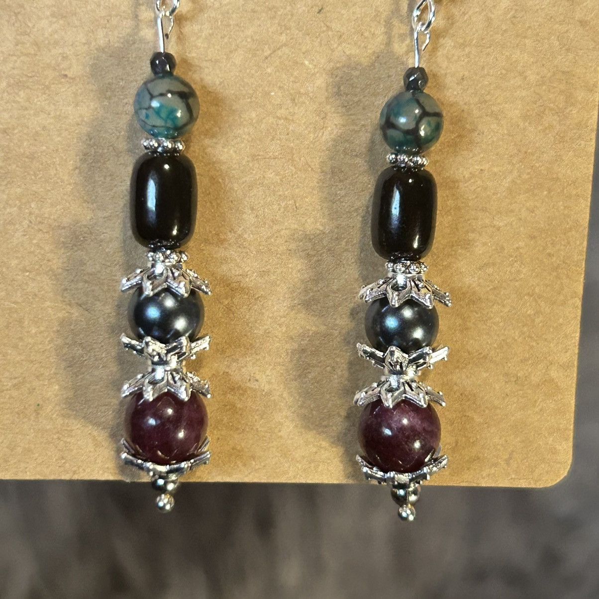 Handmade Handcrafted genuine almandine garnet dragon vein earrings Size ONE SIZE - 3 Thumbnail