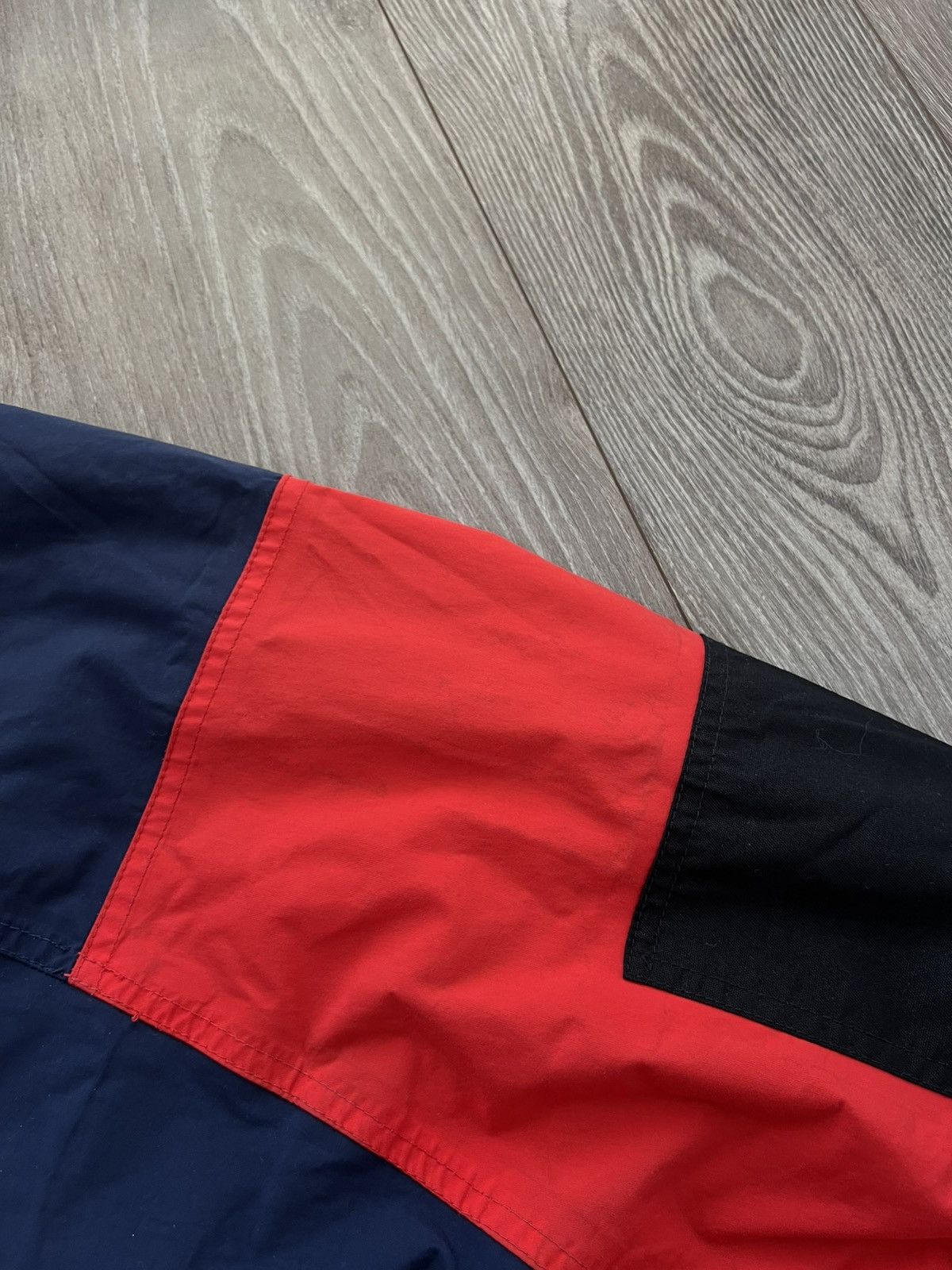 Helly Hansen VINTAGE‼️ Helly Hansen Rare 90s Waterproof Gorpcore Jacket Size US L / EU 52-54 / 3 - 15 Thumbnail