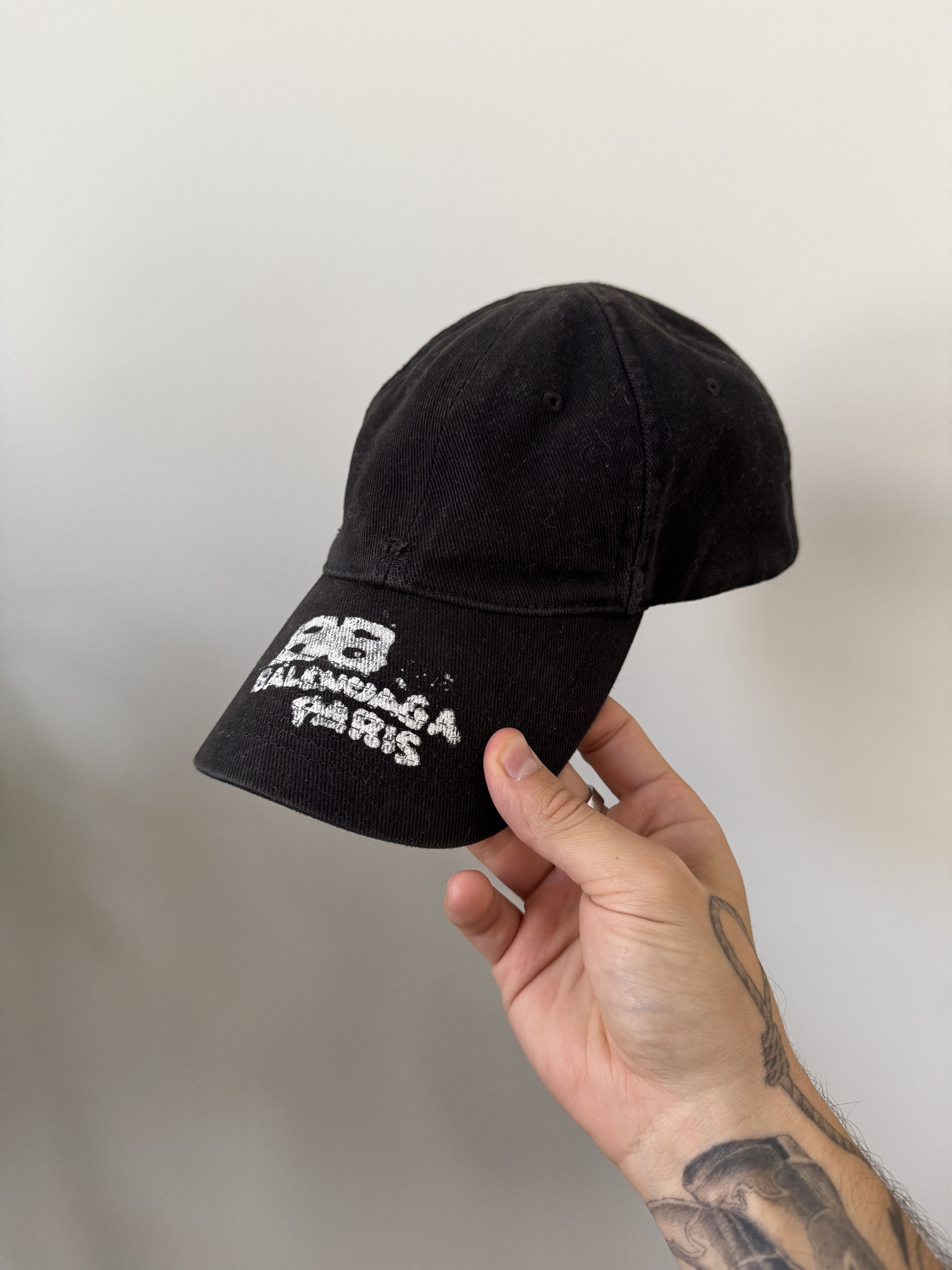 Balenciaga Balenciaga black splatter-effect BB Paris Cap SIZE SMALL Size 26 - 1 Thumbnail