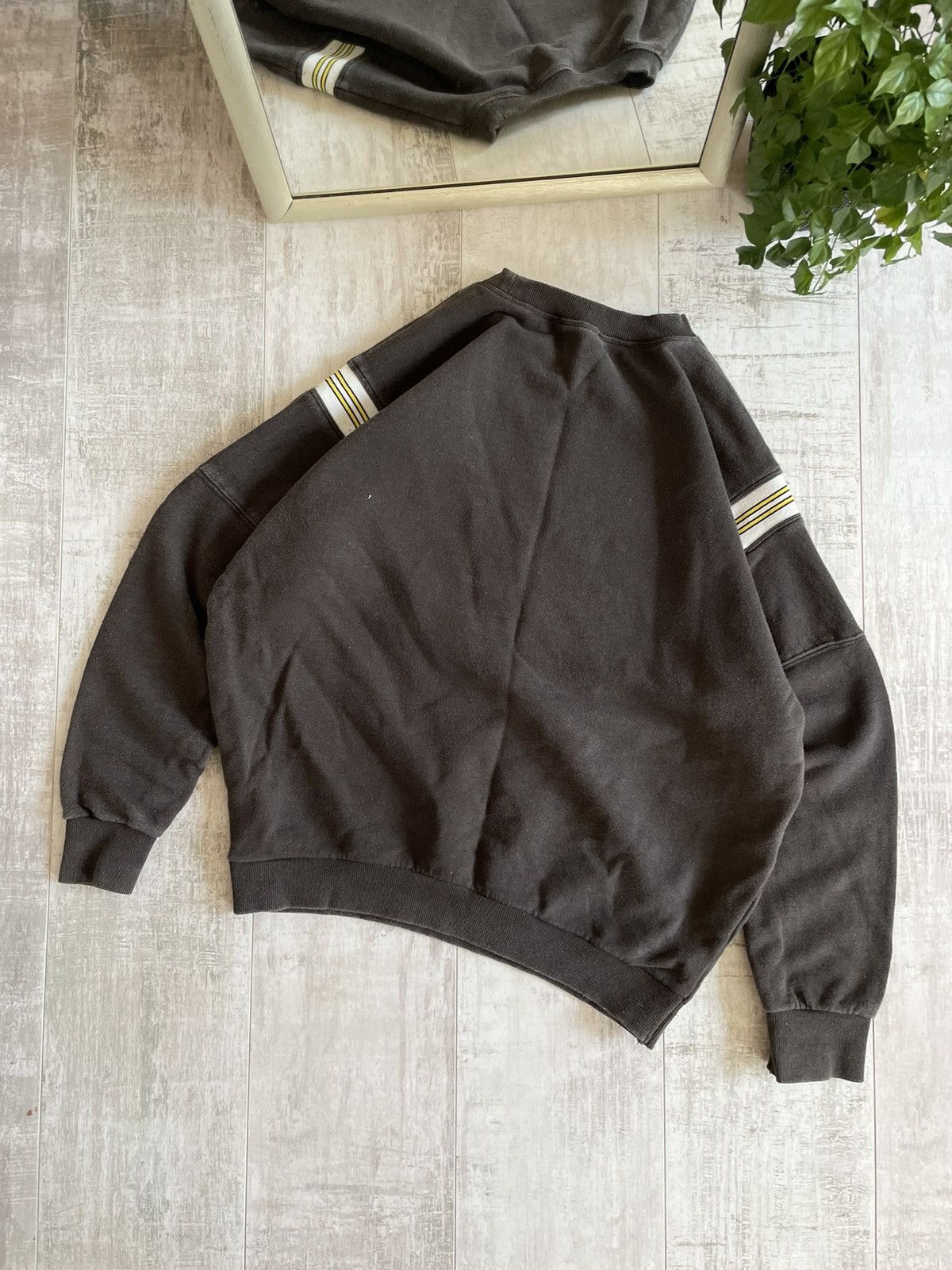 Diesel × Vintage Vintage Diesel Y2K Fade Sun Sweatshirt 90’s Velure Logo RARE Size US M / EU 48-50 / 2 - 8 Thumbnail
