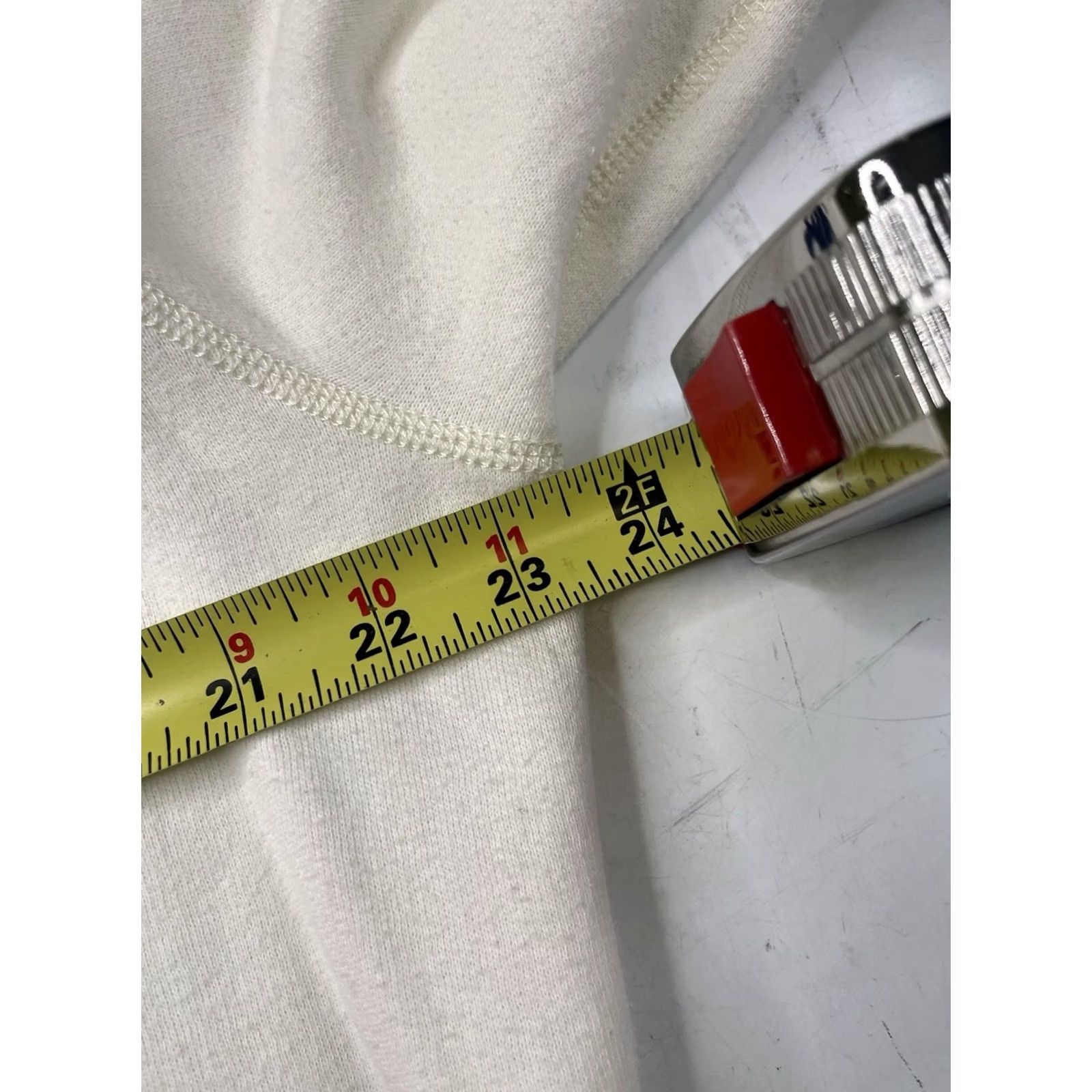 Ralph Lauren VINTAGE Rugby Ralph Lauren Hoodie Sweatshirt 1/4 Zip Pullover Gothic R Men Large White Cotton Knit Regular Hooded Pockets Logo Button Size US L / EU 52-54 / 3 - 7 Thumbnail