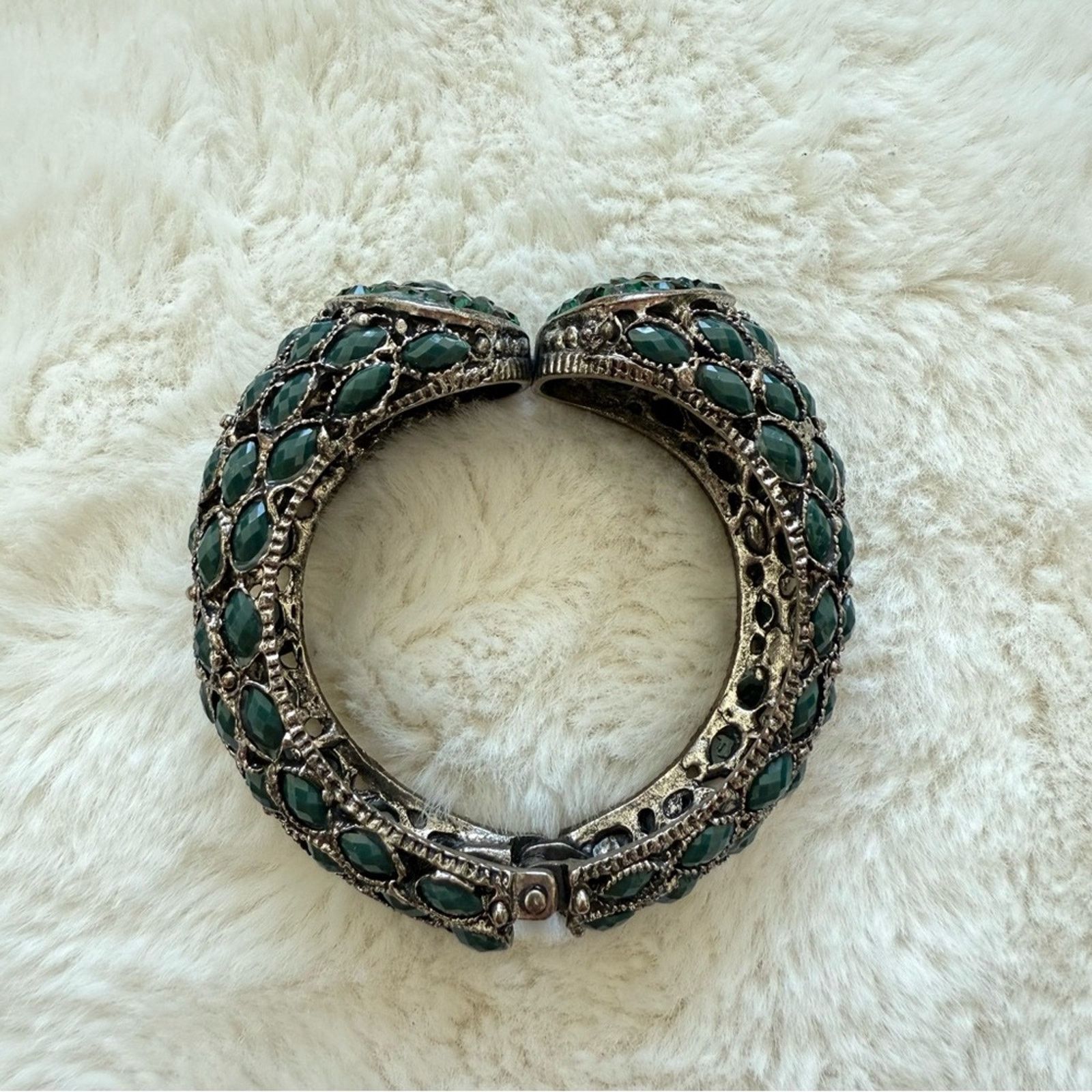 Other Art Deco vintage bracelet with green crystals Size ONE SIZE - 5 Thumbnail