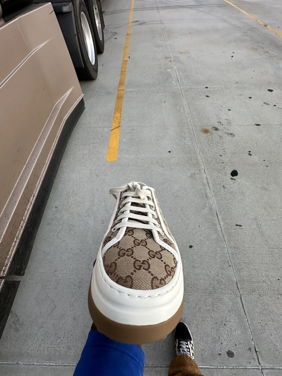 Gucci Gucci Tennis 1977 GG Sneaker Size US 9 / EU 42 - 10 Thumbnail