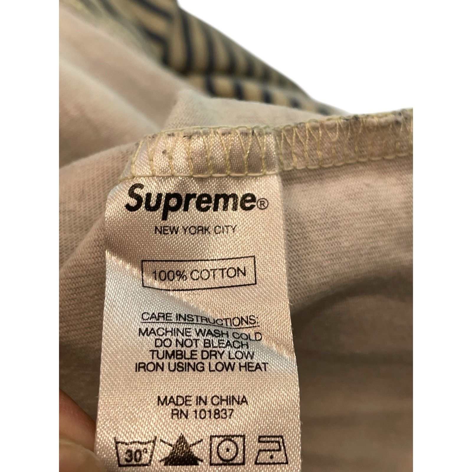 Supreme Supreme Navy & Cream Striped LS Tee Size US S / EU 44-46 / 1 - 3 Thumbnail