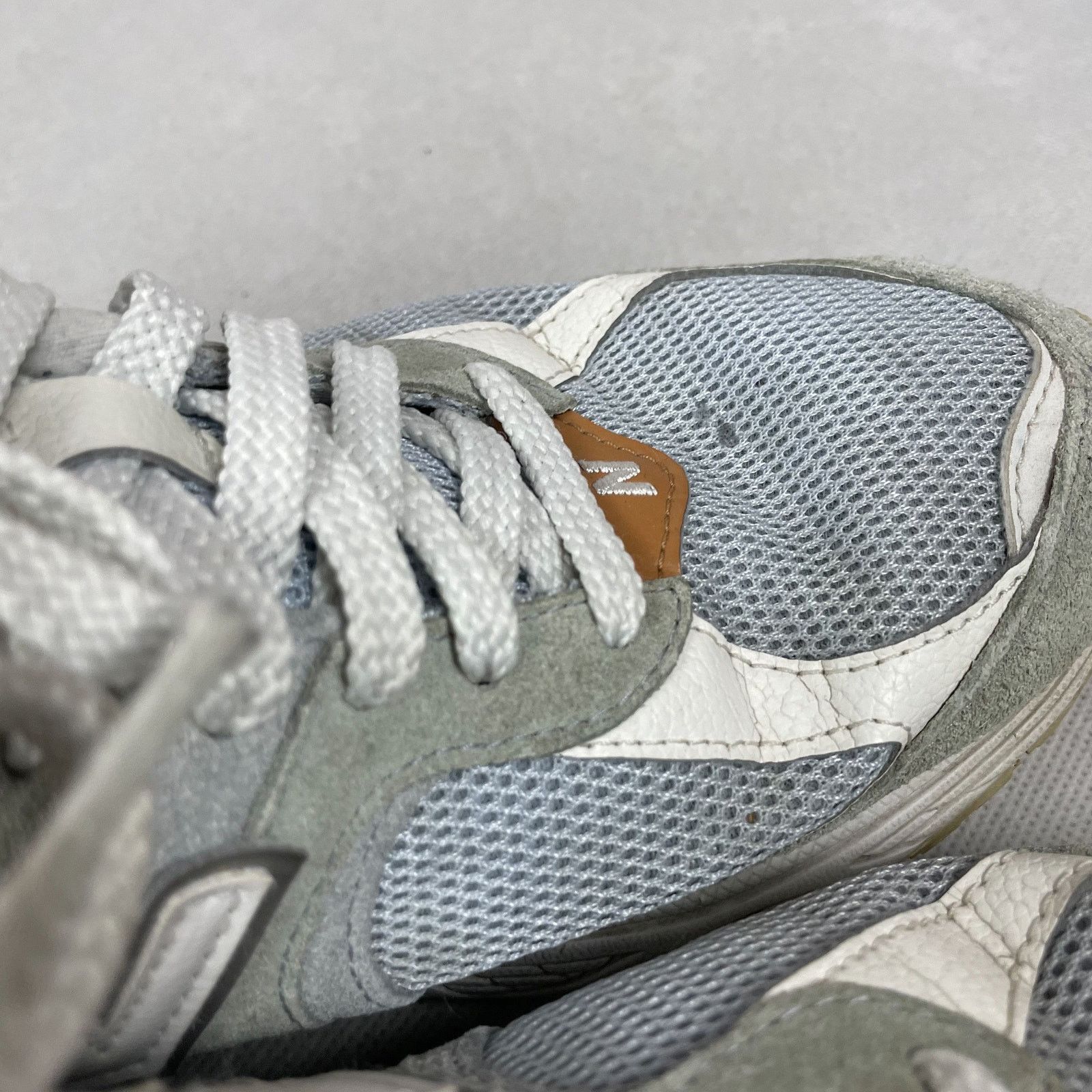 New Balance New Balance 2002R M2002RSD Mens Gray Sneaker Lace Up Shoes 9 Size US 9 / EU 42 - 7 Thumbnail
