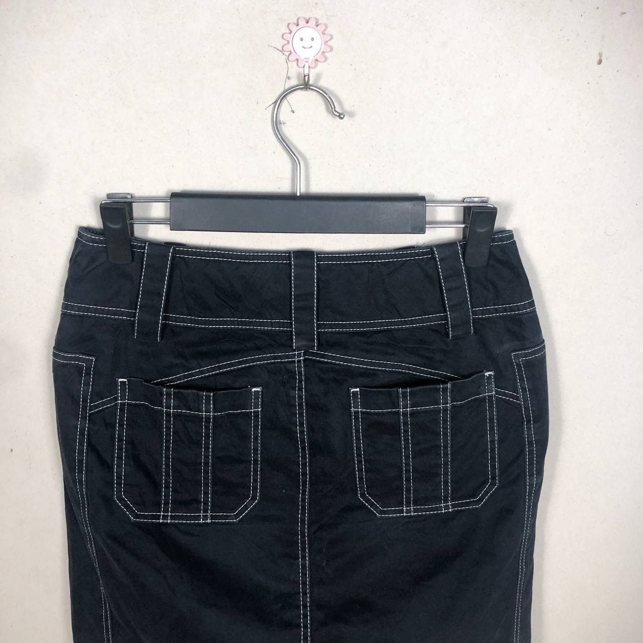 Burberry Burberry Studded Elegant Black Skirt Size 28" / US 6 / IT 42 - 4 Thumbnail
