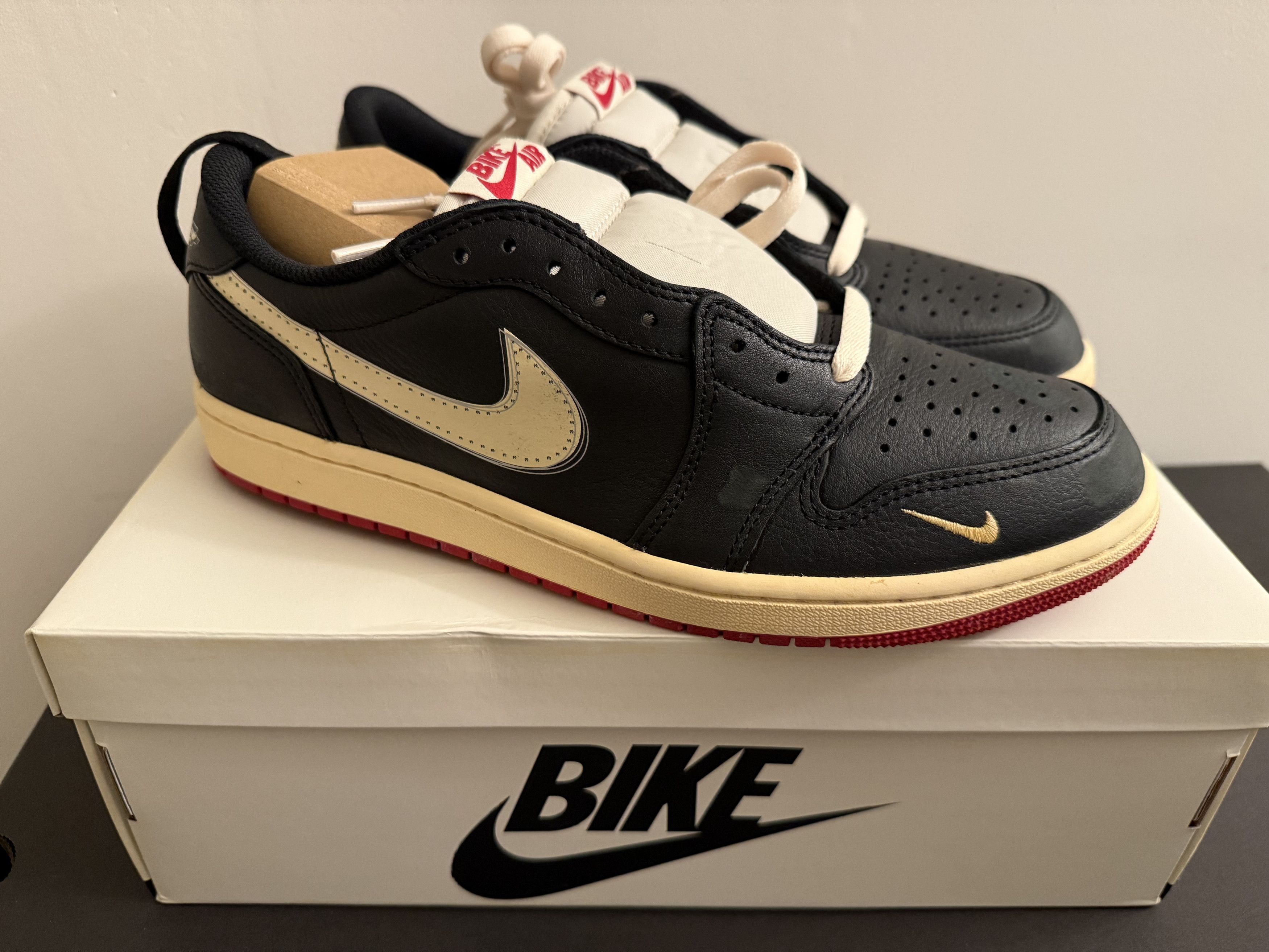 Nike Nigel Sylvester x Air Jordan 1 OG Low Better With Time Size US 10 / EU 43 - 3 Thumbnail