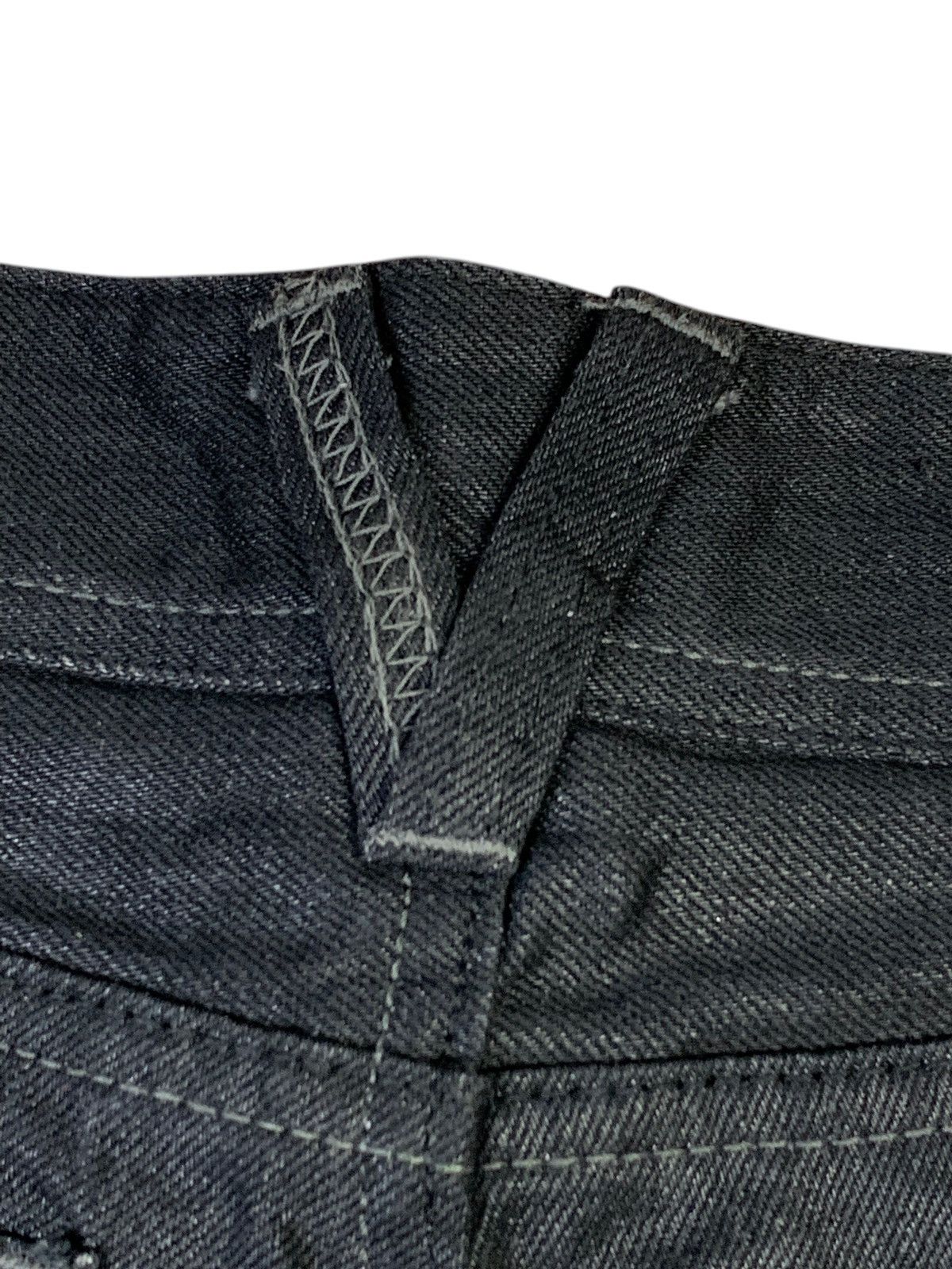 Vanquish Y2K 2000’s Vanquish Gold Japan Black Flare denim Size US 28 / EU 44 - 13 Thumbnail