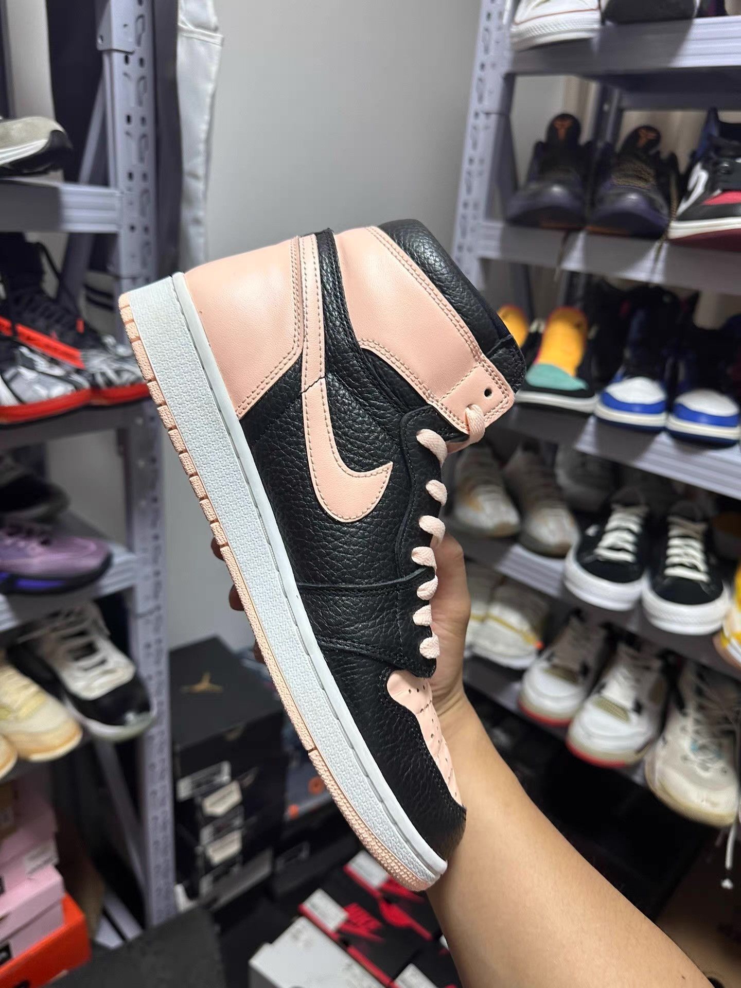 Nike AJ1 Black Pink Toe Ｑ20 Size US 10 / EU 43 - 3 Thumbnail