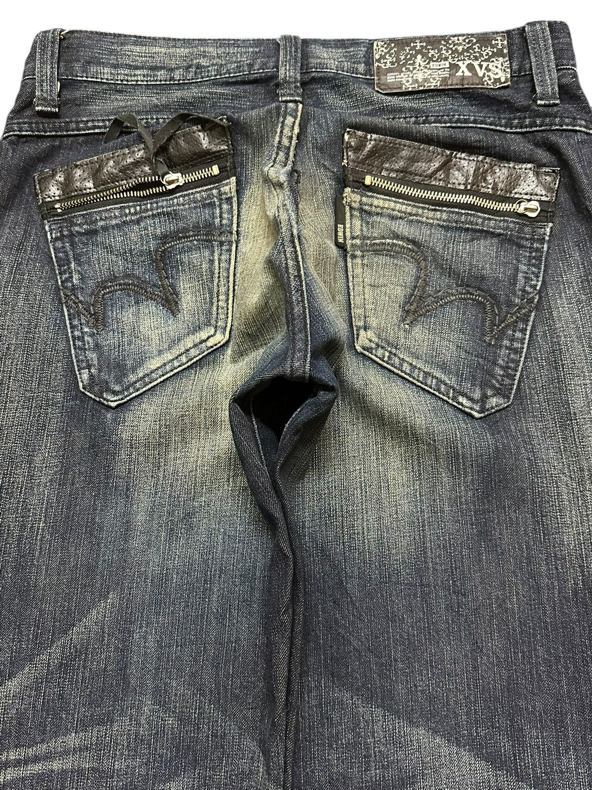 Edwin Exclusive Vintage Edwin XV Faded Wash Whisker Clawmark Style Size US 31 - 5 Thumbnail