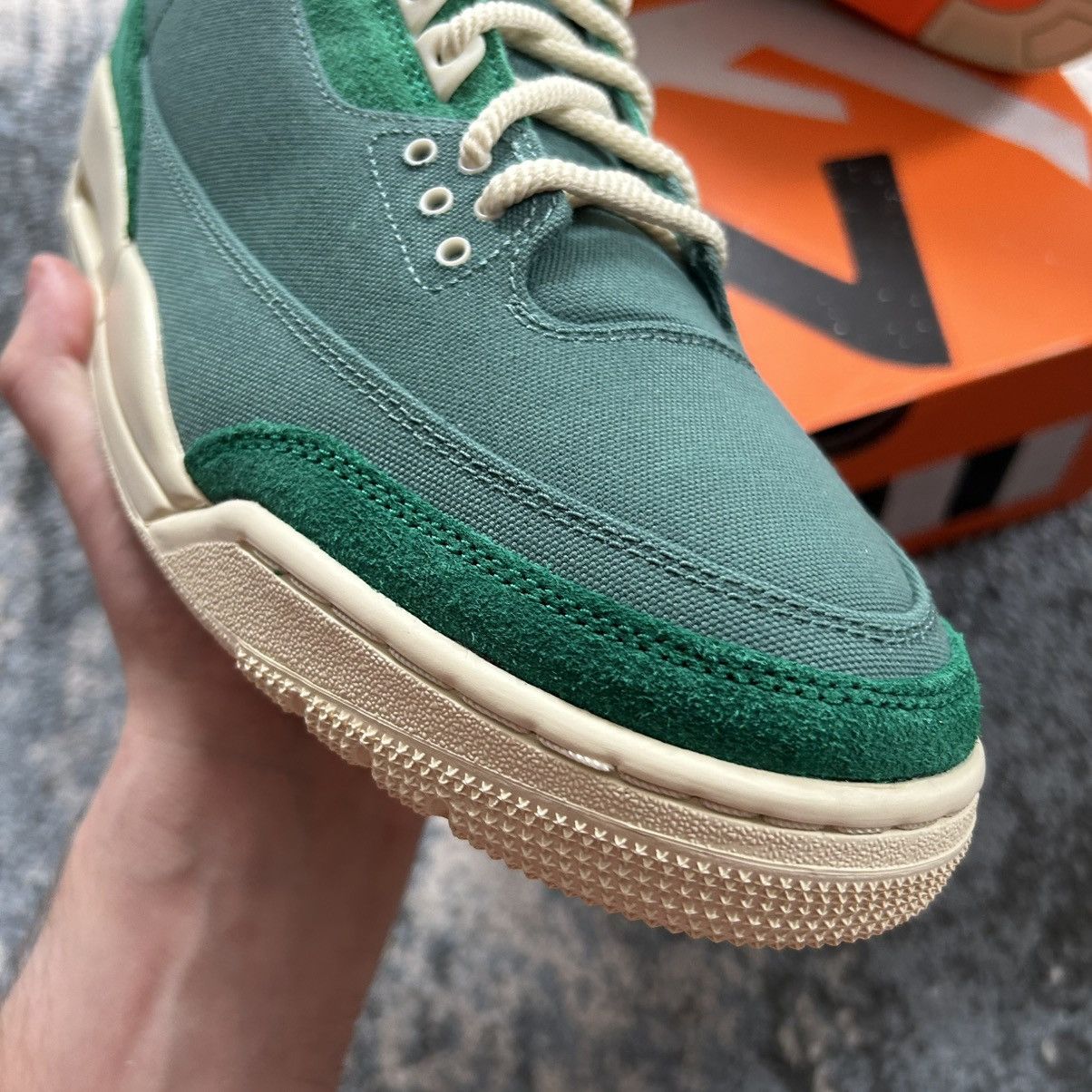 Jordan Brand FZ7974-300 AJ3 AiR JORDAN 3 OG SP BiCOASTAL MALACHiTE FOSSiL Size US 10 / EU 43 - 8 Thumbnail