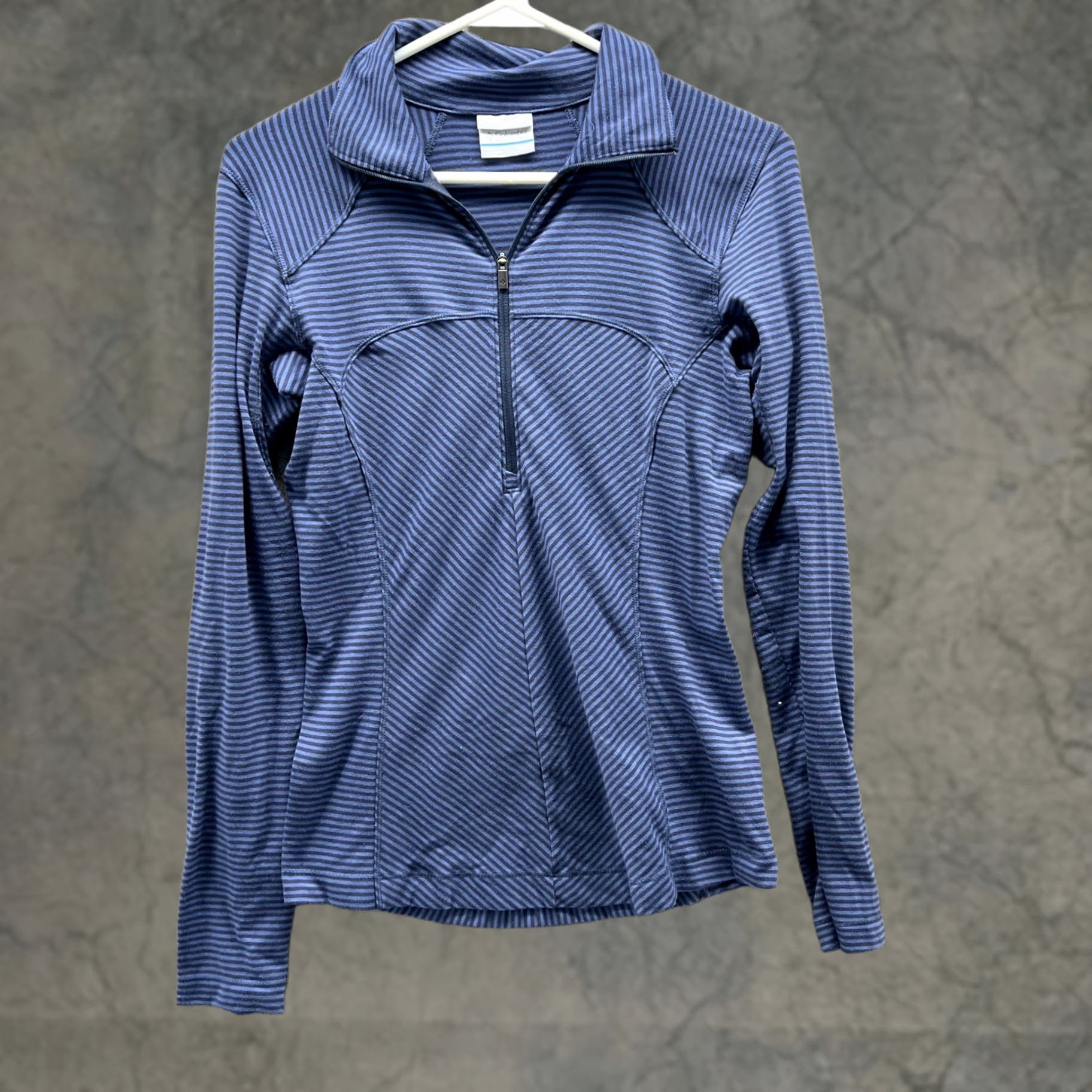 Vintage Columbia Shirt Womens XS Blue Sweatshirt Women Ladies Half Zip Omni Wick Pullover Size XS / US 0-2 / IT 36-38 - 1 Thumbnail
