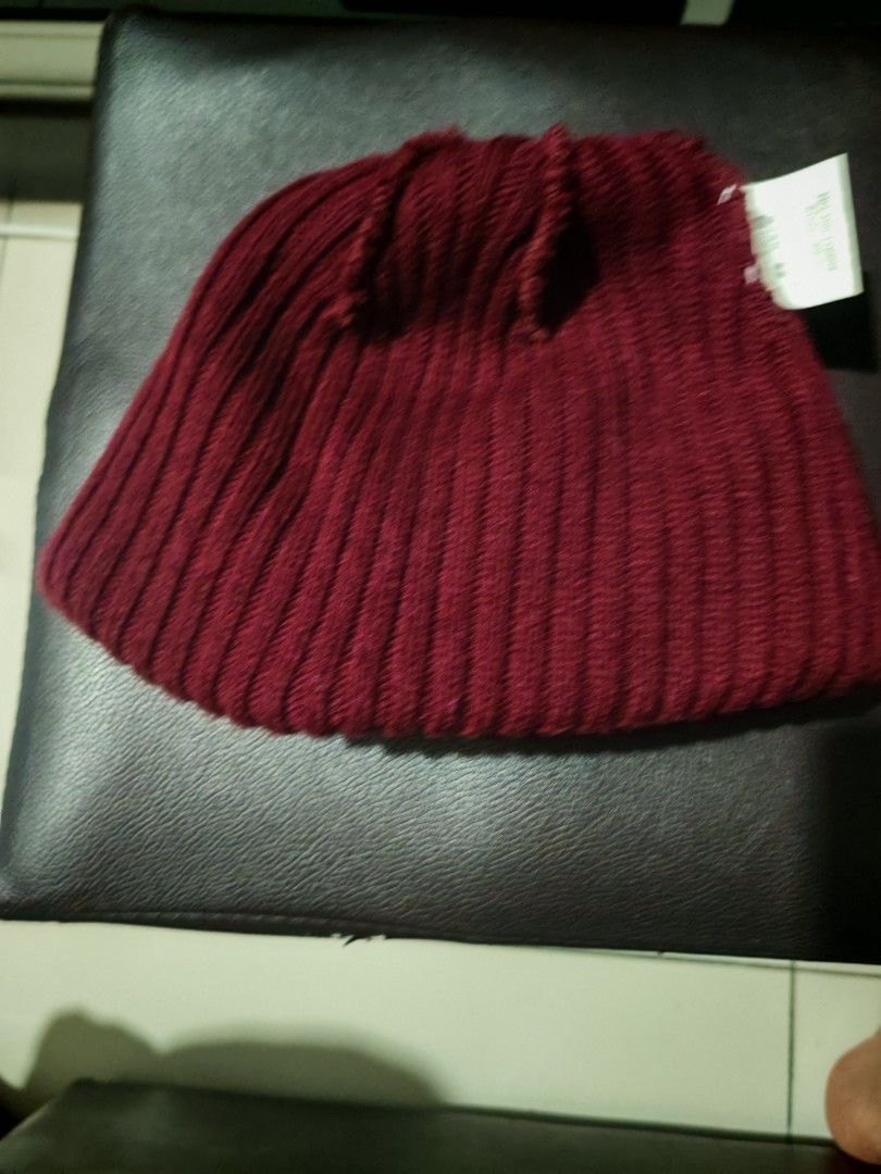 Lee Lee Burgundy Cable Knit Acrylic Watch Cap Beanie Size ONE SIZE - 4 Thumbnail