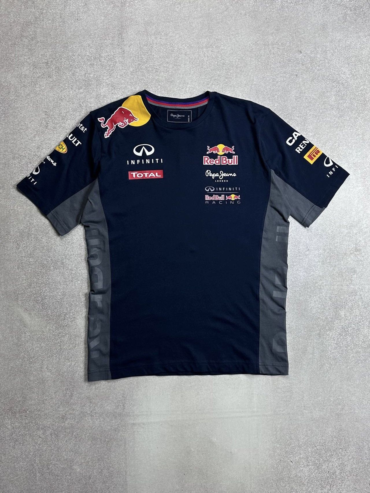 Pepe Jeans Vintage Pepe Jeans F-1 Racing Red Bull T-shirt M Size US M / EU 48-50 / 2 - 3 Thumbnail