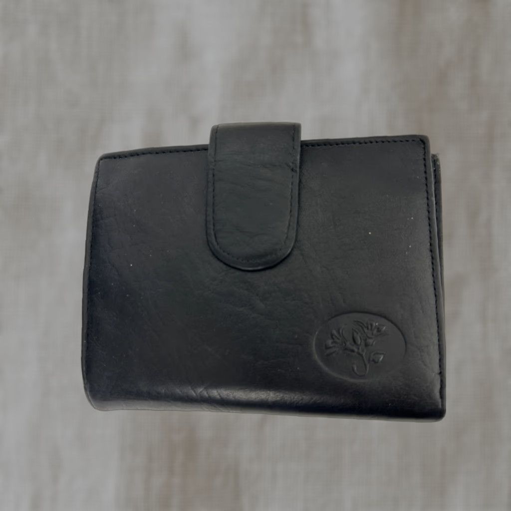 Vintage VINTAGE Buxton Wallet Bifold Black With Clasp Change Purse Wristlet Women Size ONE SIZE - 1 Thumbnail