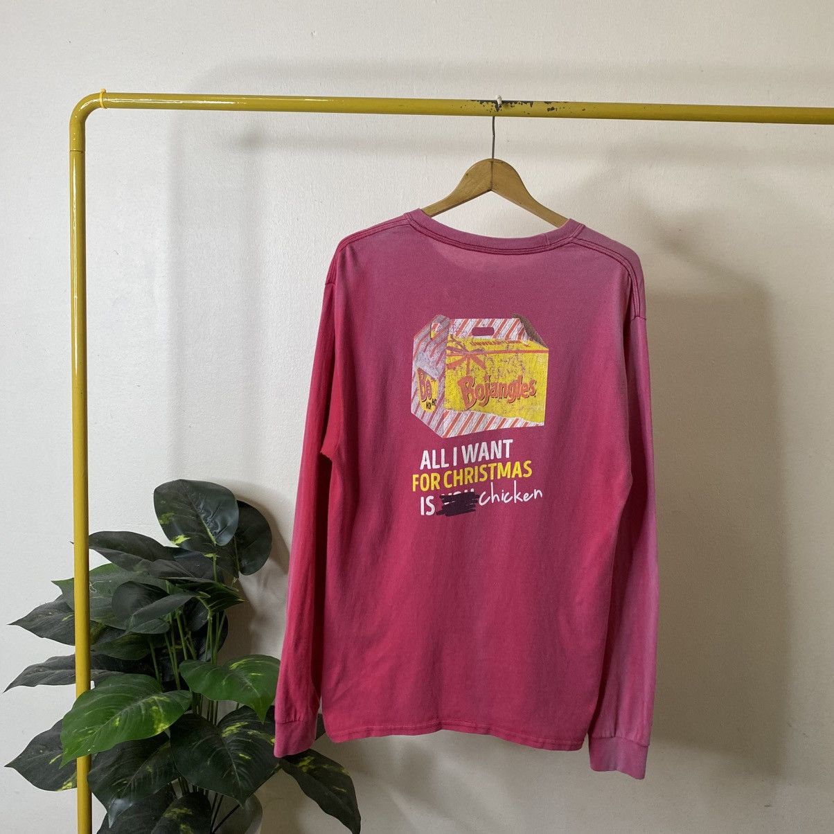 Vintage Y2K Bojangles Fried Chickens Promo Sunfaded LS Tee Size US M / EU 48-50 / 2 - 1 Thumbnail