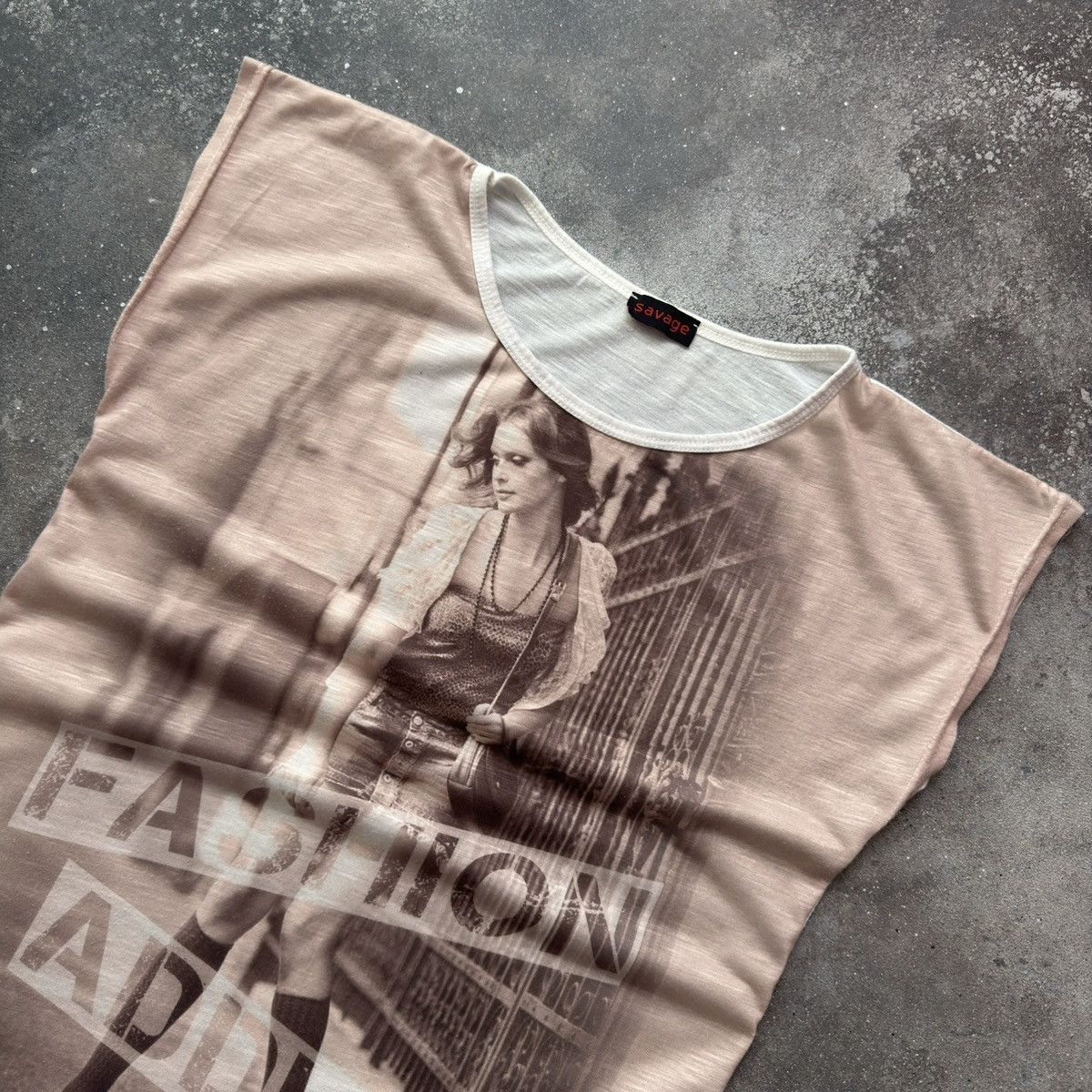 20471120 × Japanese Brand × Vintage Super Sexy Vintage Y2K T-Shirt Size M / US 6-8 / IT 42-44 - 1 Thumbnail