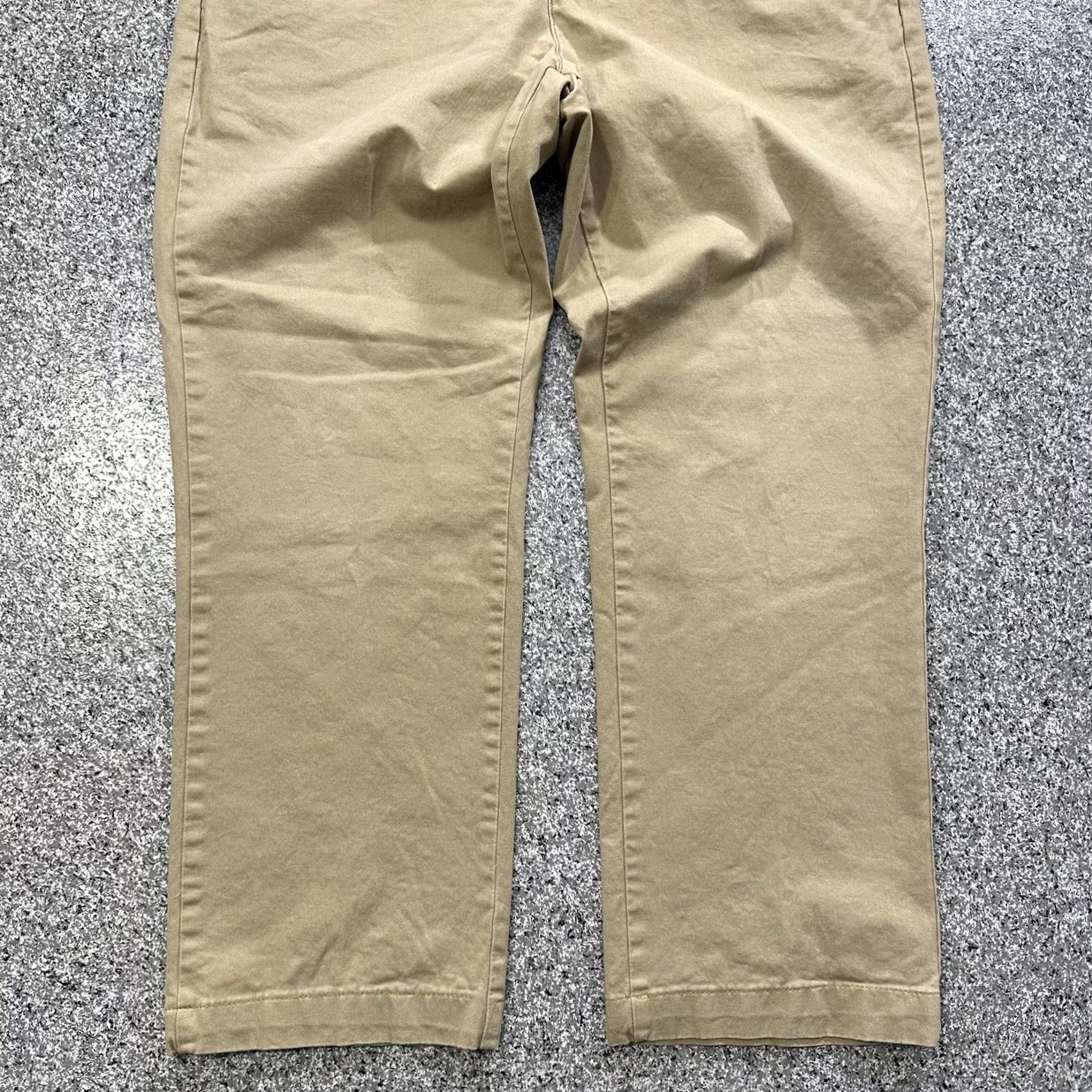 Vintage VINTAGE LL Bean Khaki Pants Mens 35x27 Lakewashed Straight Stretch Standard Fit Beige Shirt Size US 35 - 3 Thumbnail