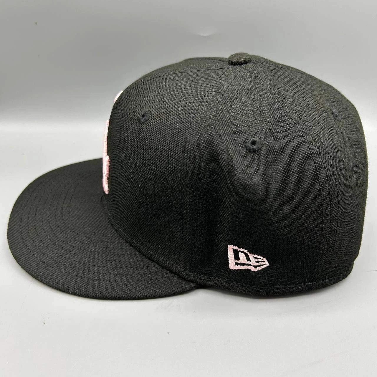 New Era Los Angeles LA Dodgers Hat Men 7 3/8 Black Pink MLB Fitted Size ONE SIZE - 6 Thumbnail