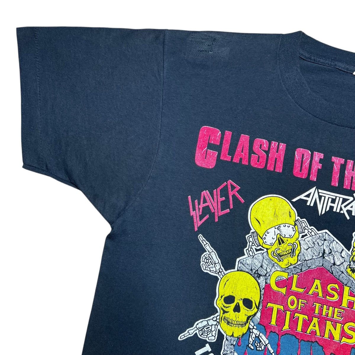 Band Tees Vintage 1991 Clash Of The Titans Tour Alice In Chains Tee Size US L / EU 52-54 / 3 - 6 Thumbnail