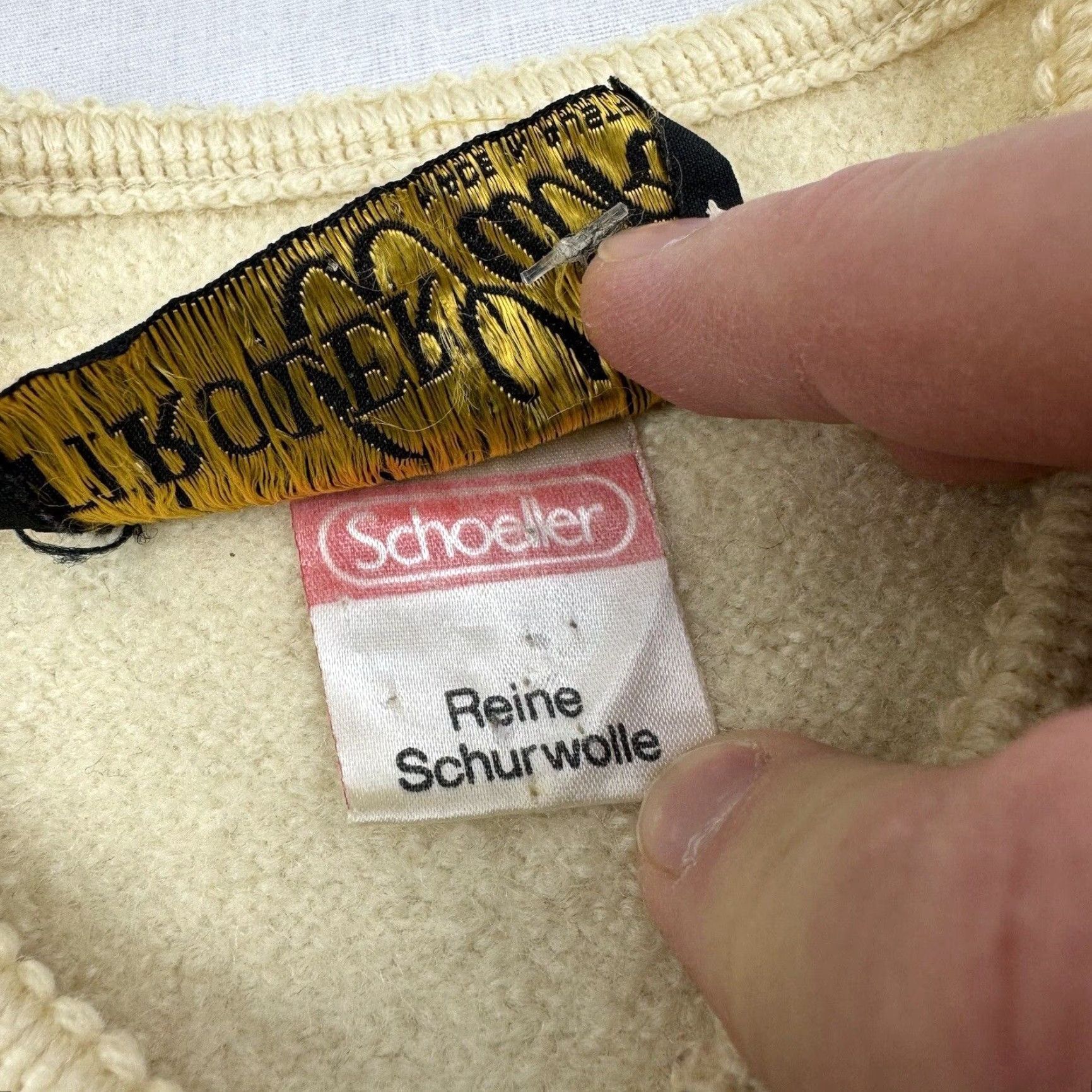 Vintage VINTAGE Tiroler Walk Cardigan Sweater Womens S Ivory Button 1960s Classic 70s 60s Knit Men? Women? Size S / US 4 / IT 40 - 5 Thumbnail