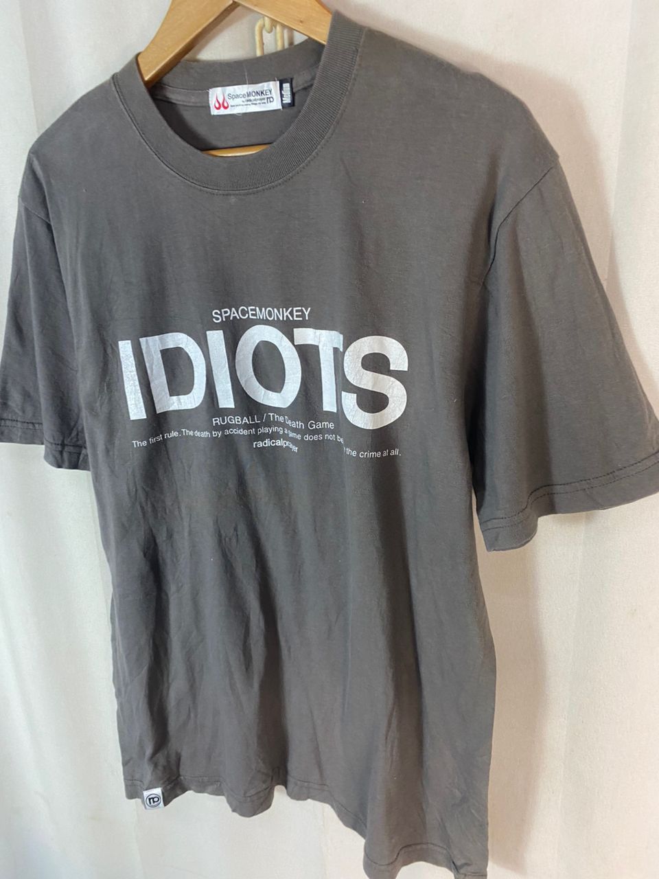 Japanese Brand Space monkey “idiots “ printed tshirt Size US M / EU 48-50 / 2 - 3 Thumbnail