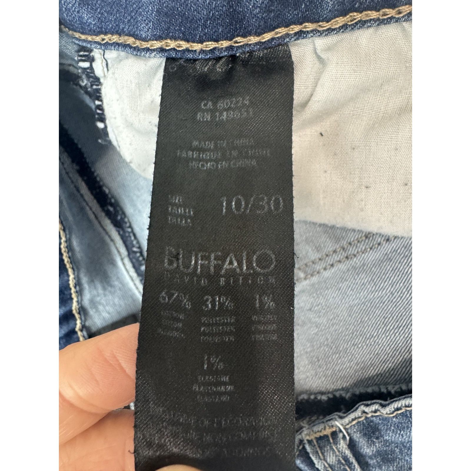 Other Buffalo David Bitton Jorts Samuella Mid-Rise Bermuda 10 / 30 Size 32" / US 10 / IT 46 - 10 Thumbnail