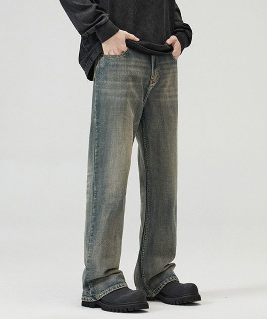 Vintage American-style distressed retro men's flared curved jeans Size US 32 / EU 48 - 2 Thumbnail