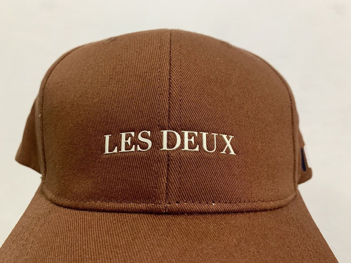 Les Deux LES DEUX COPENHAGUE SS23 LENS BASEBALL CAP (SAMPLE) Size ONE SIZE - 2 Thumbnail