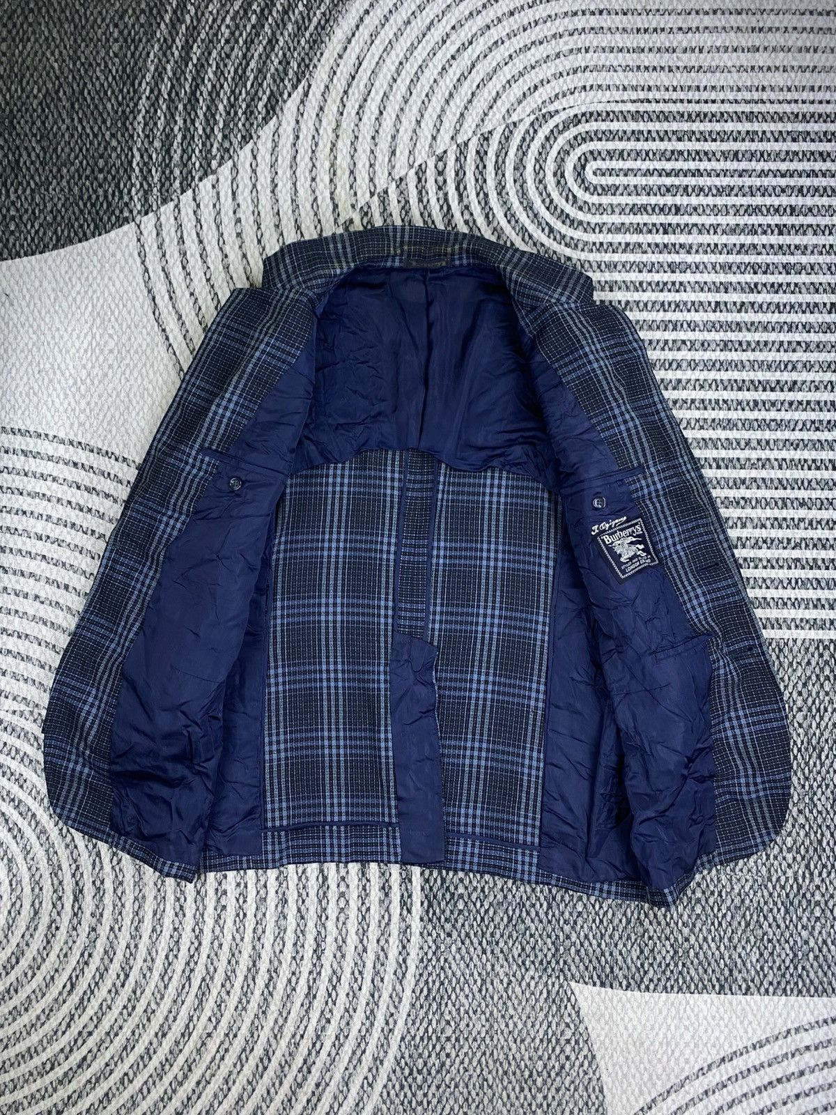 Burberry Vintage Burberrys Navy Plaid Double Button Blazer Jacket Size US M / EU 48-50 / 2 - 7 Thumbnail