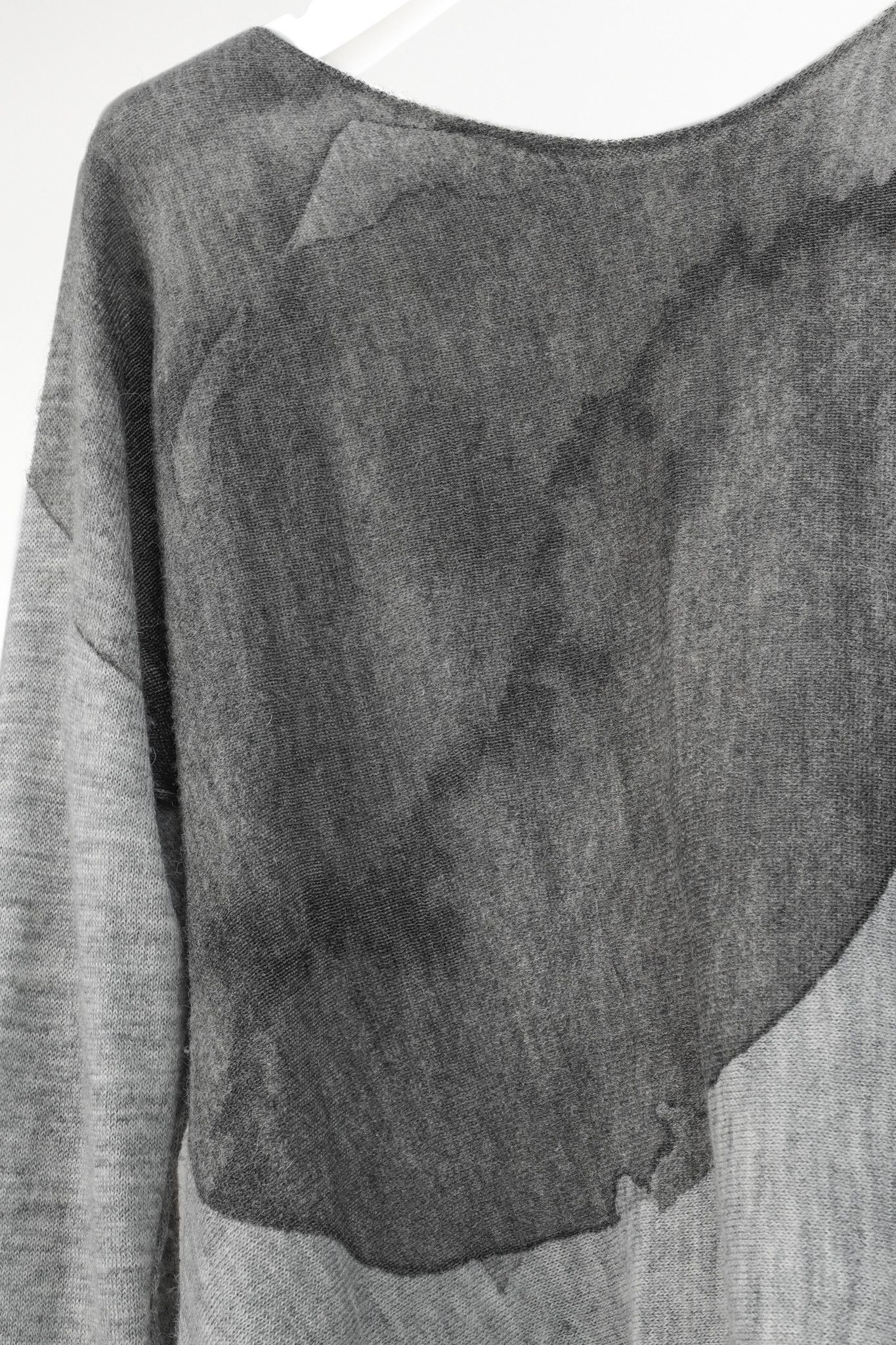 Other Crea Concept AW/17 Grey Watercolour Sharkbite-Hem Sweater Size M / US 6-8 / IT 42-44 - 7 Thumbnail