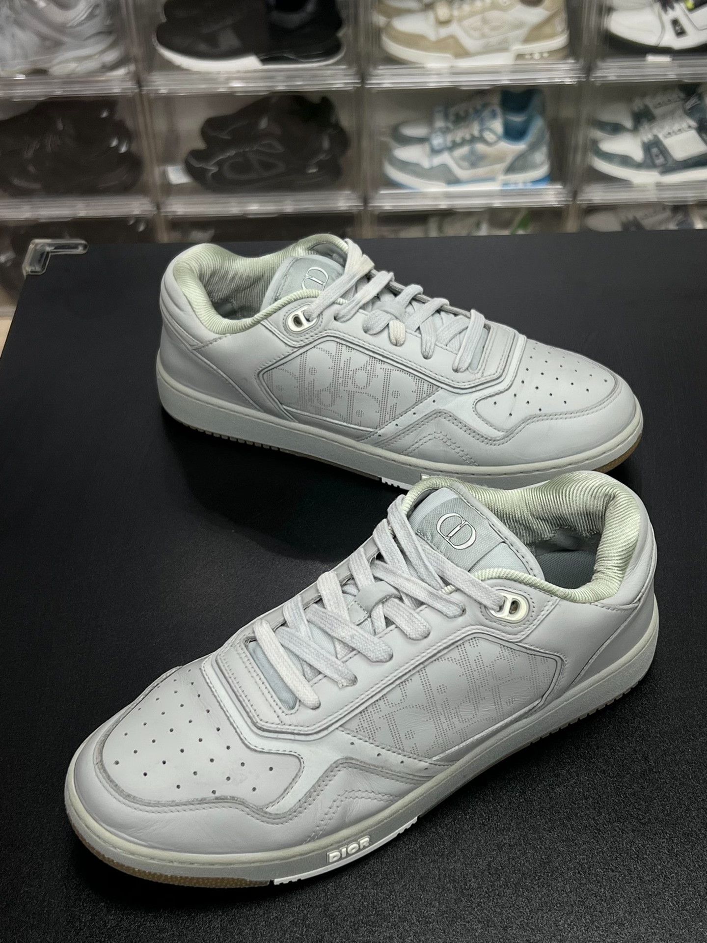 Dior Dior White Lowtop Sneakers 8 Men Size US 8 / EU 41 - 1 Thumbnail