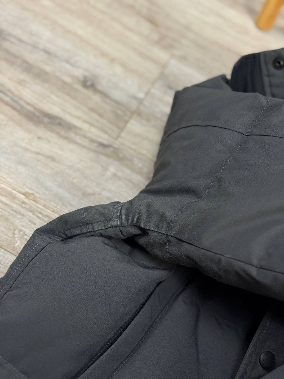 Canada Goose Canada Goose MacMillan Parka Graphite Size L Size US L / EU 52-54 / 3 - 14 Thumbnail