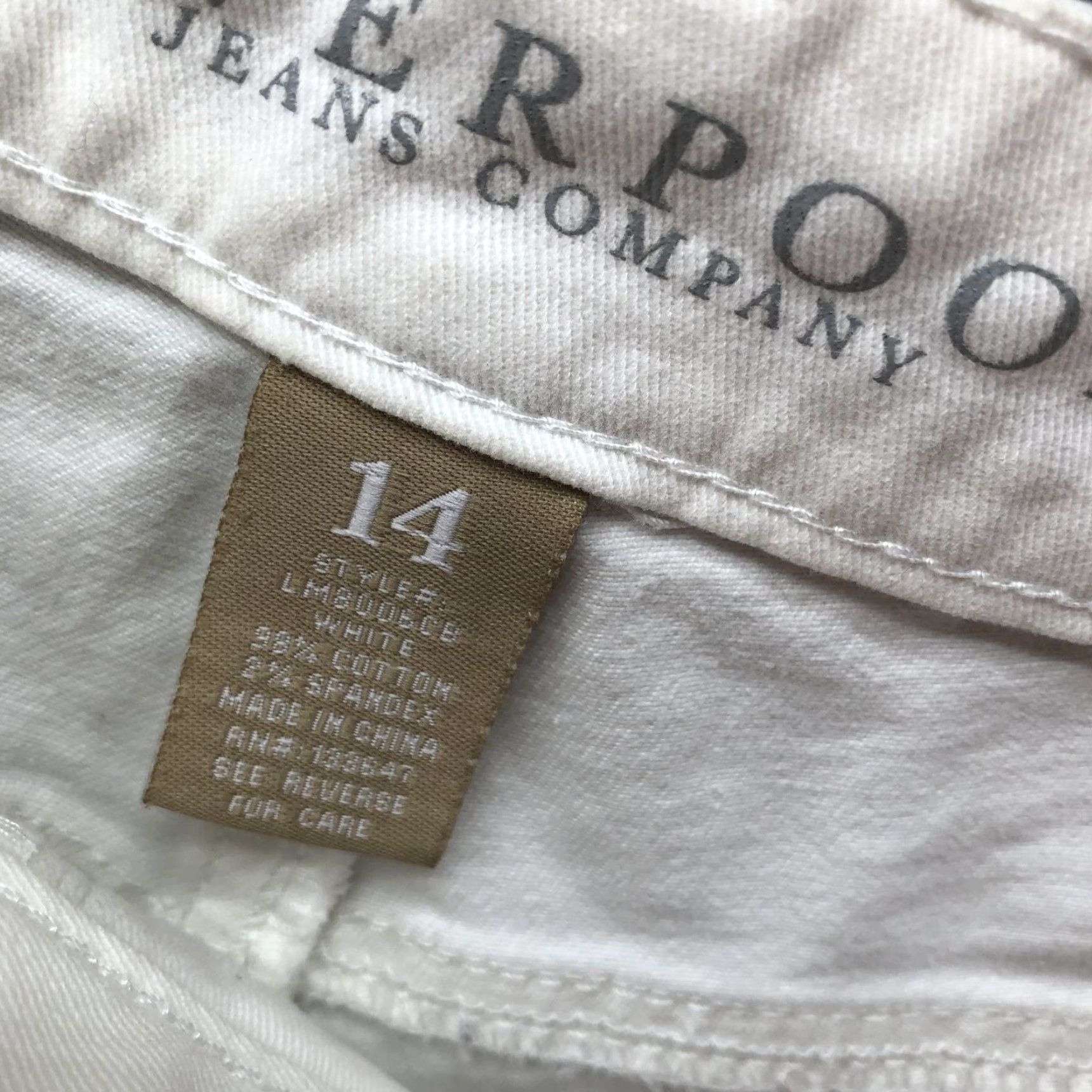 Vintage Liverpool Jeans Capri Shorts Womens 14 White Stretch Mid Rise 5-Pocket Denim Capri Size 36" / US 14 / IT 50 - 8 Thumbnail