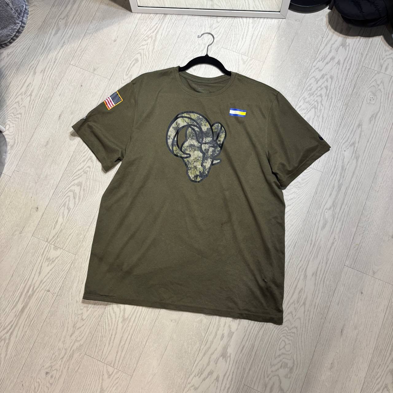 Nike Nike NFL Los Angeles Rams T-shirt Size:XL Size US XL / EU 56 / 4 - 1 Thumbnail