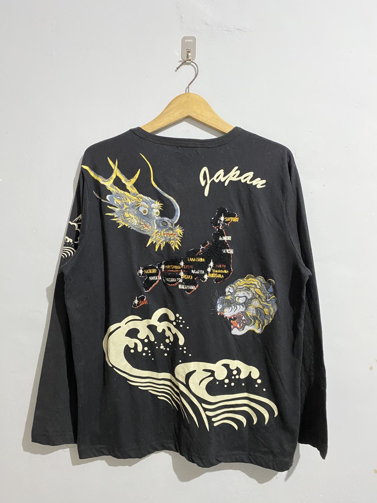 Japanese Brand Vintage Lap wing sukajan tshirt Size US L / EU 52-54 / 3 - 1 Thumbnail