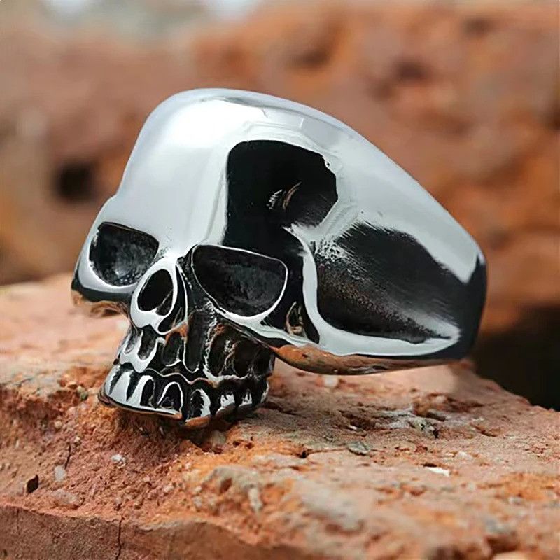Vintage Best Pirate Skull Ring Size ONE SIZE - 1 Thumbnail