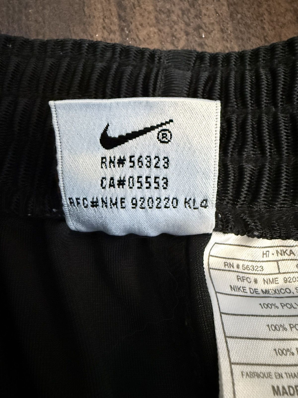 Nike 90s Nike Black Tear Away Baggy Streetwear Track Pants Size US 38 / EU 54 - 7 Thumbnail